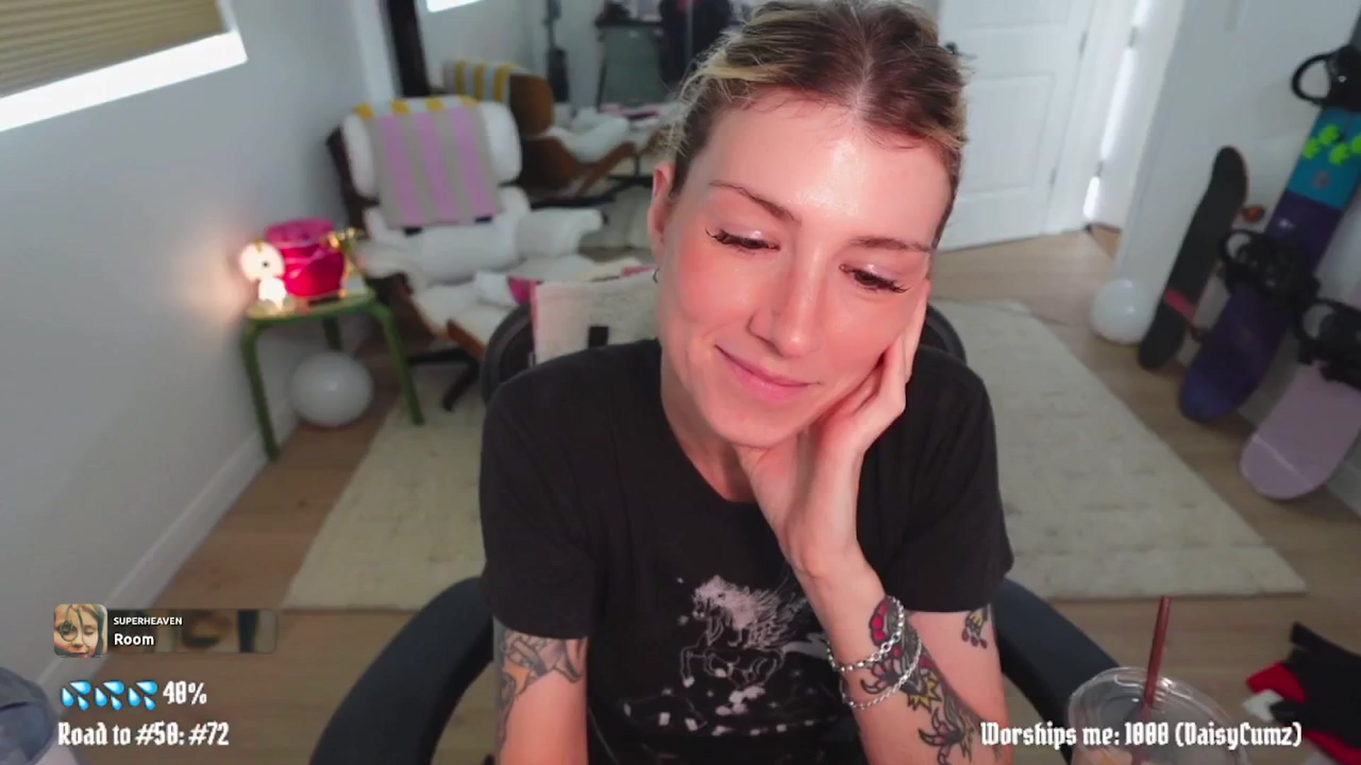 Gallery image thumbnail from stoney_fox's myfreecams stream on, 04/05/2026, 22:06 image 18 of 20