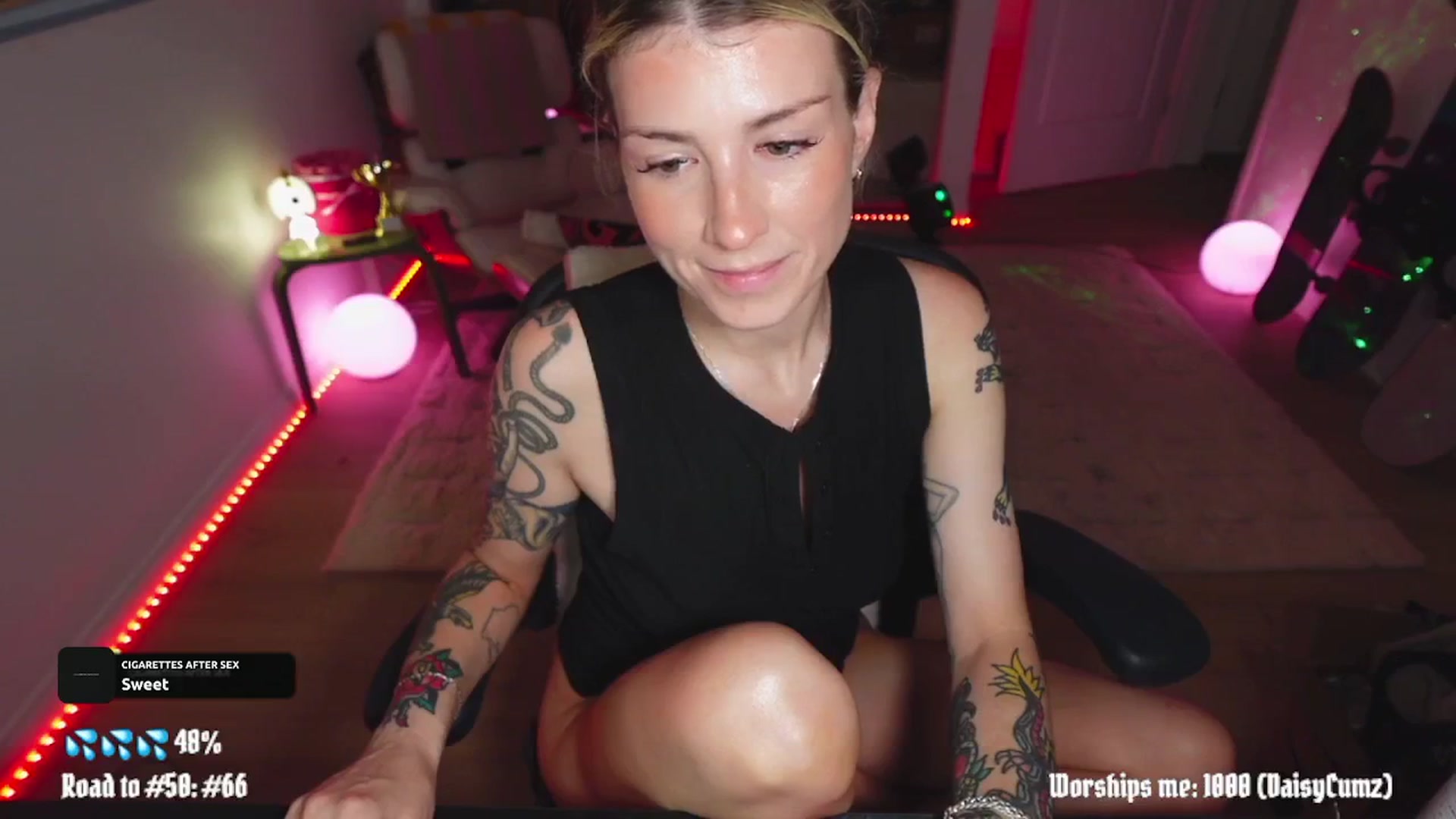Gallery image thumbnail from stoney_fox's myfreecams stream on, 04/06/2026, 02:58 image 12 of 20
