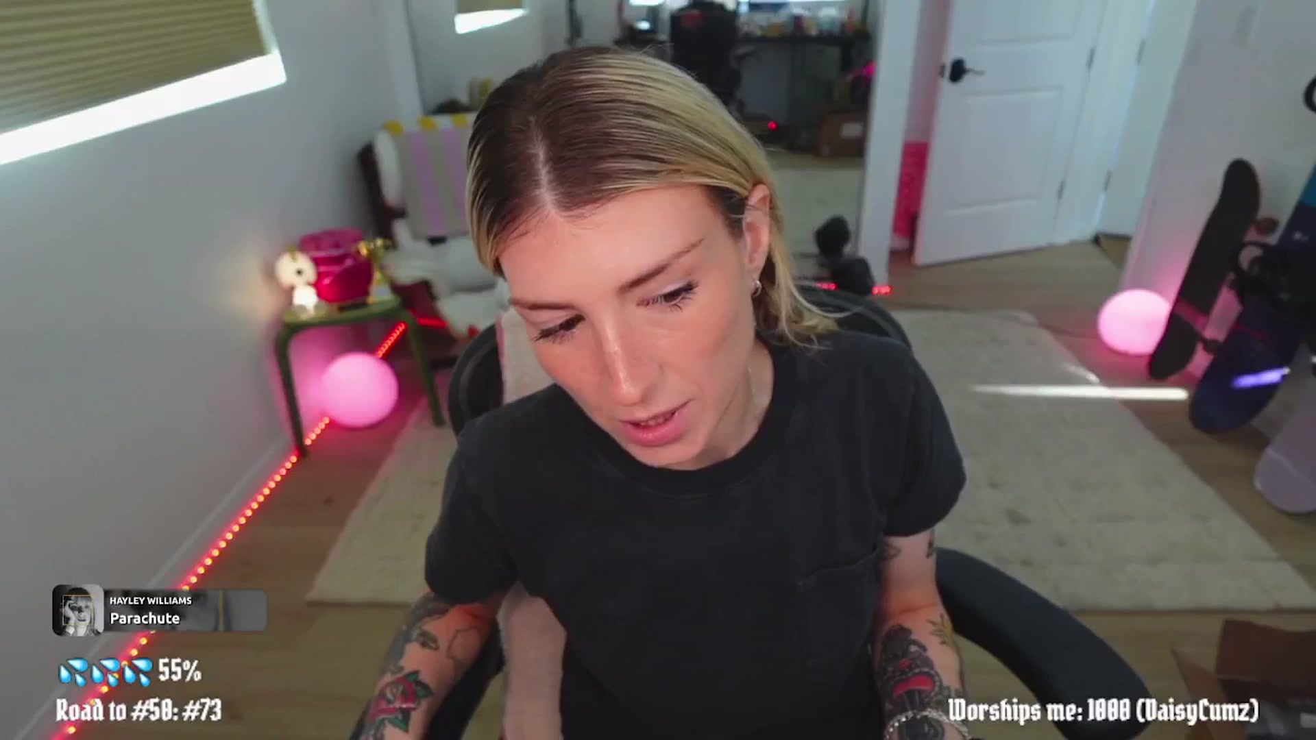 Gallery image thumbnail from stoney_fox's myfreecams stream on, 04/06/2026, 23:52 image 5 of 20