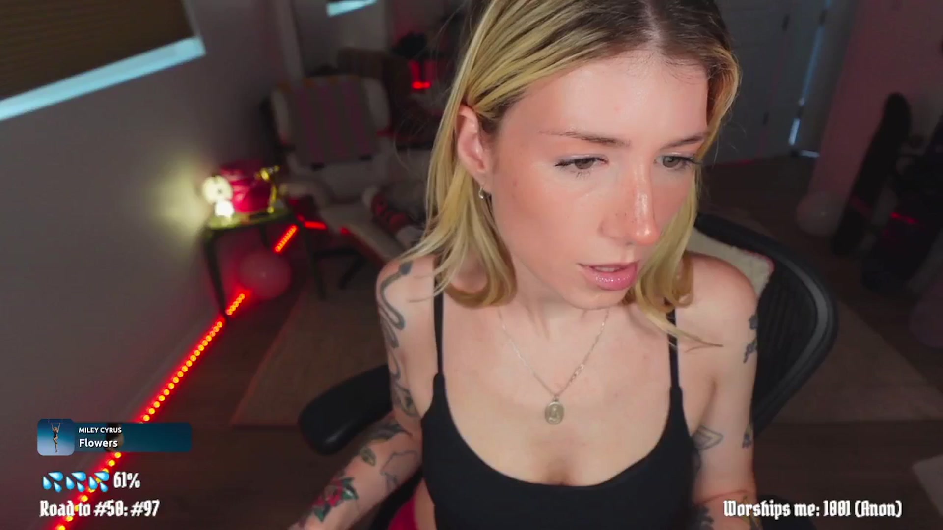 Gallery image thumbnail from stoney_fox's myfreecams stream on, 04/10/2026, 03:02 image 14 of 20
