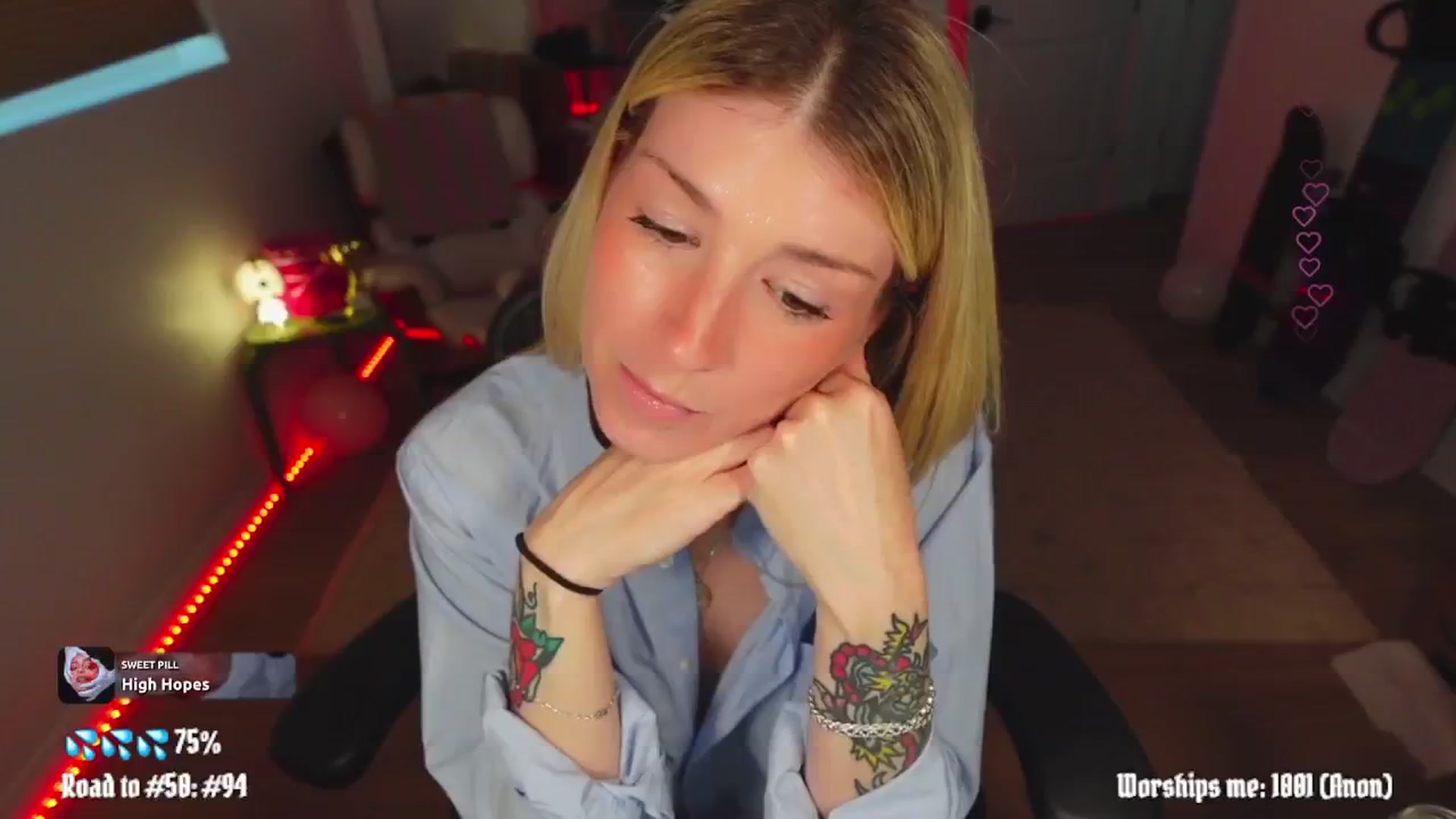 Gallery image thumbnail from stoney_fox's myfreecams stream on, 04/11/2026, 04:17 image 1 of 20