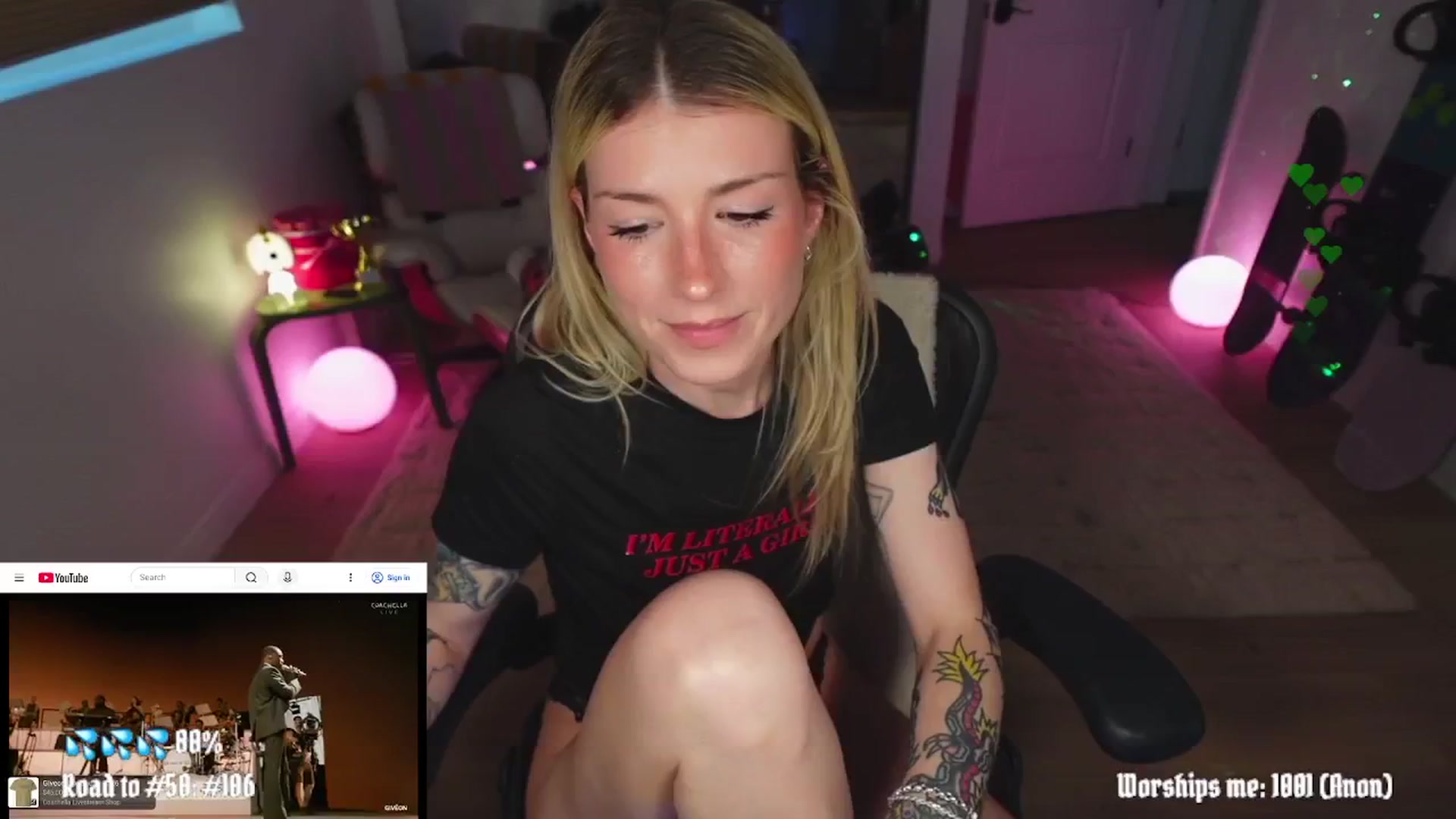 Gallery image thumbnail from stoney_fox's myfreecams stream on, 04/12/2026, 03:27 image 10 of 20