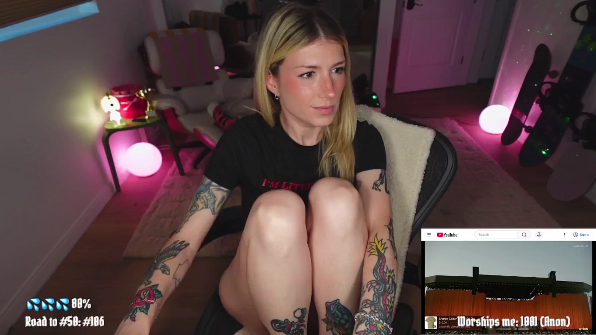 Gallery image thumbnail from stoney_fox's myfreecams stream on, 04/12/2026, 03:27 image 11 of 20