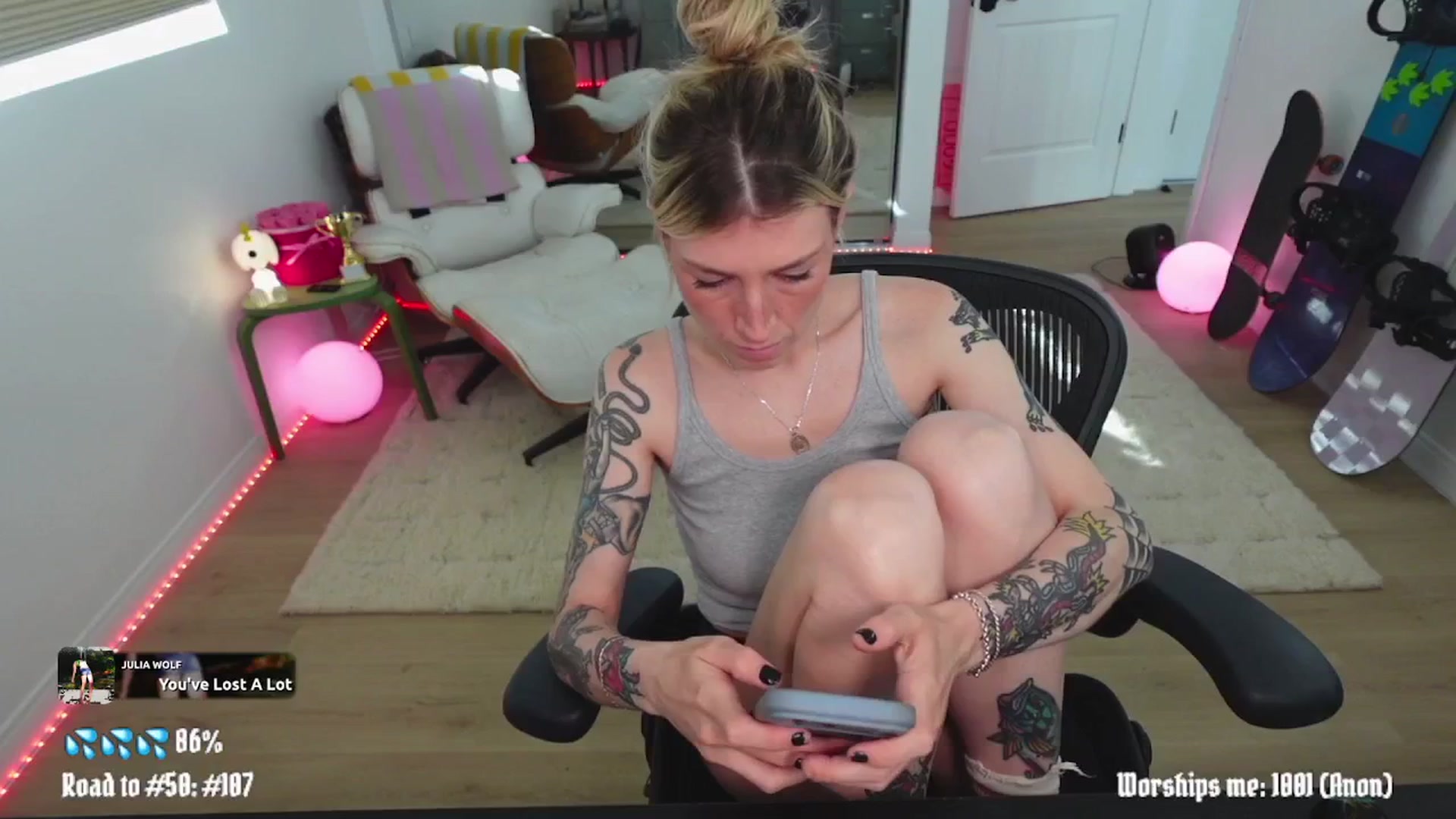 Gallery image thumbnail from stoney_fox's myfreecams stream on, 04/13/2026, 01:26 image 7 of 20