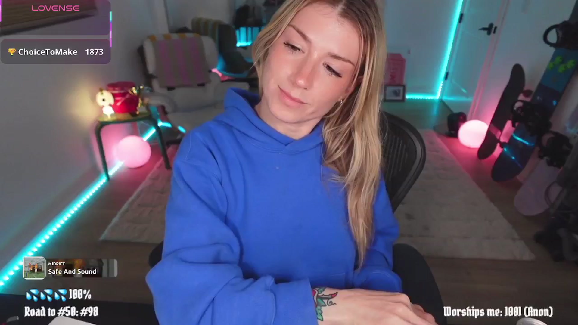 Gallery image thumbnail from stoney_fox's myfreecams stream on, 04/16/2026, 03:19 image 15 of 20