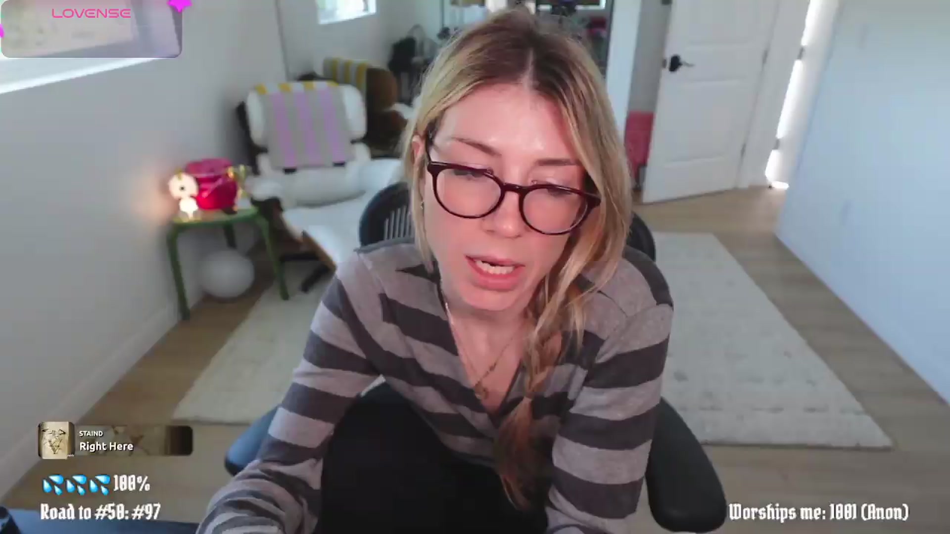 Gallery image thumbnail from stoney_fox's myfreecams stream on, 04/17/2026, 17:23 image 19 of 20
