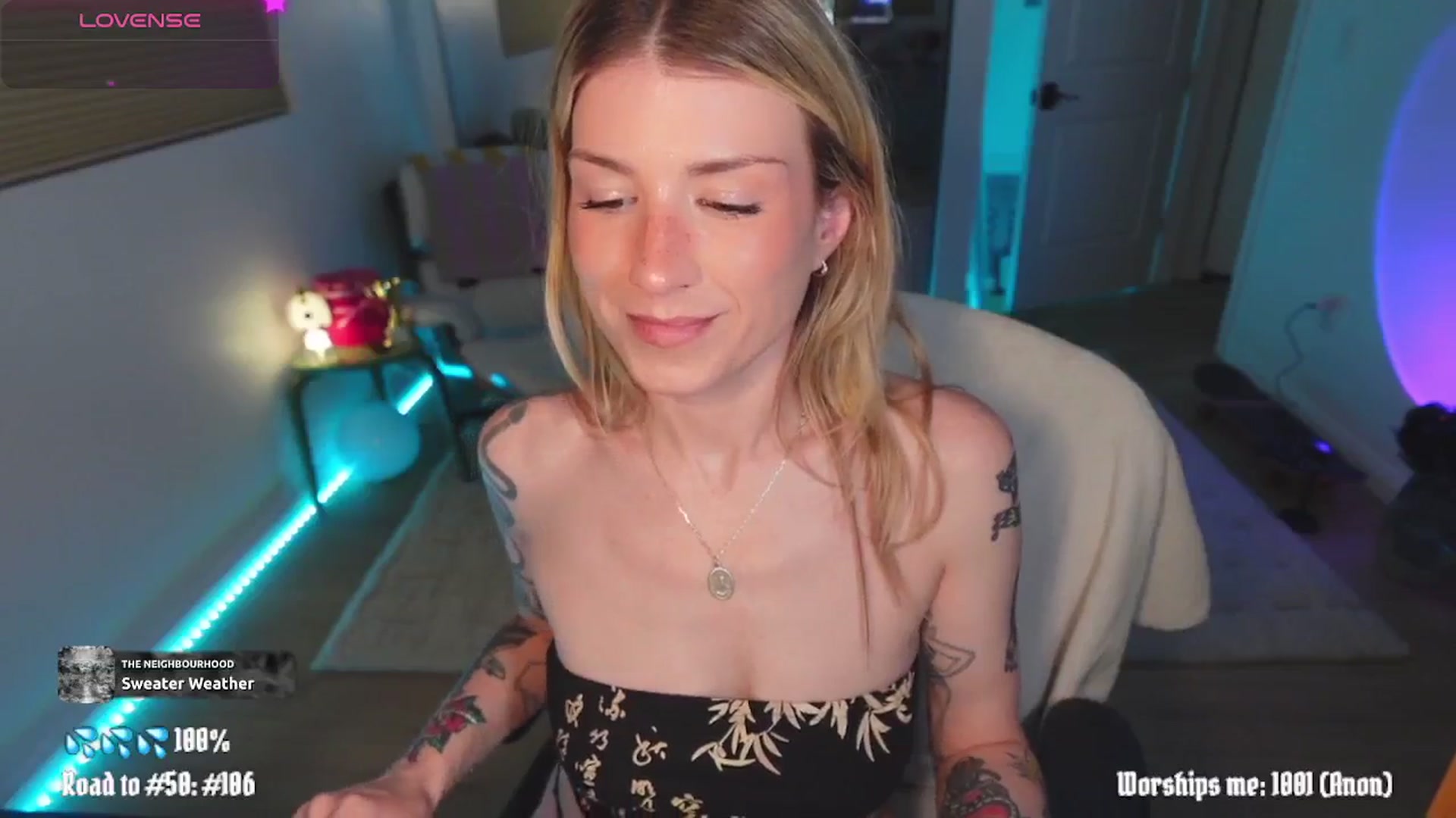 Gallery image thumbnail from stoney_fox's myfreecams stream on, 04/18/2026, 05:22 image 7 of 20