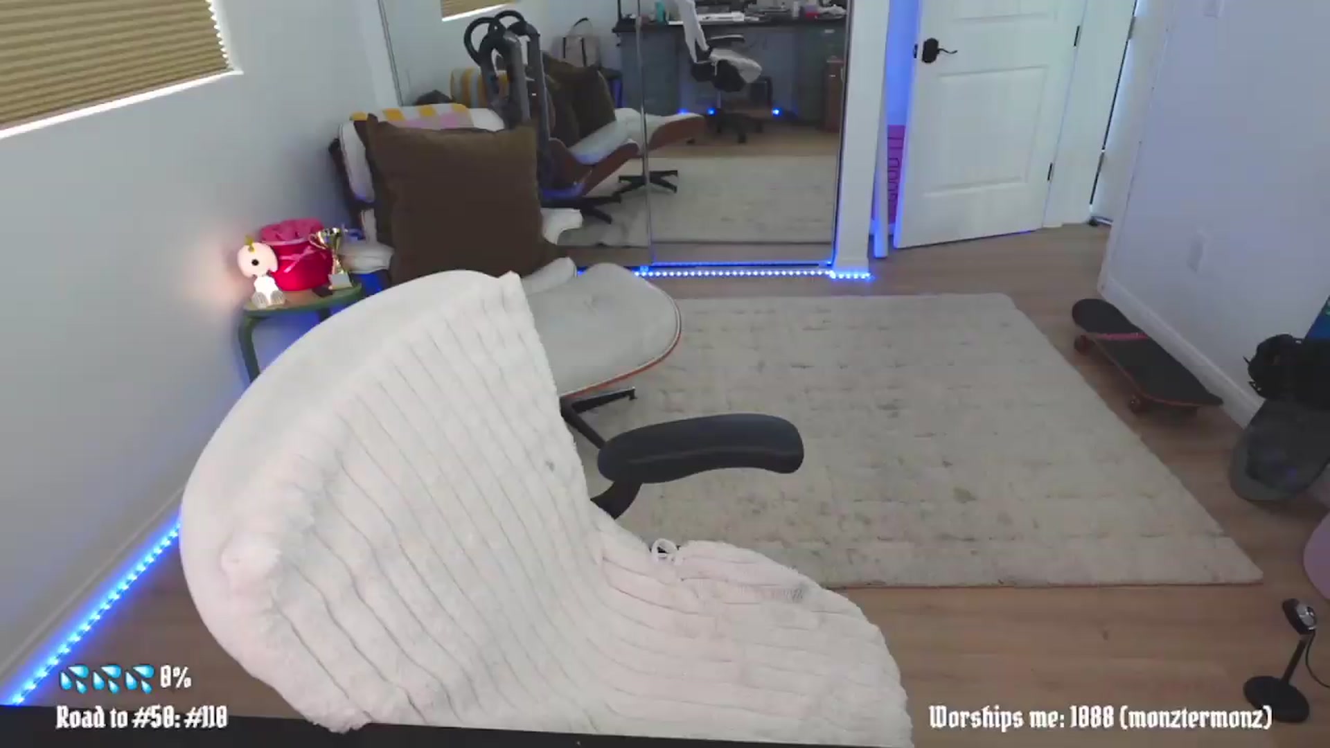 Gallery image thumbnail from stoney_fox's myfreecams stream on, 04/24/2026, 02:28 image 1 of 20