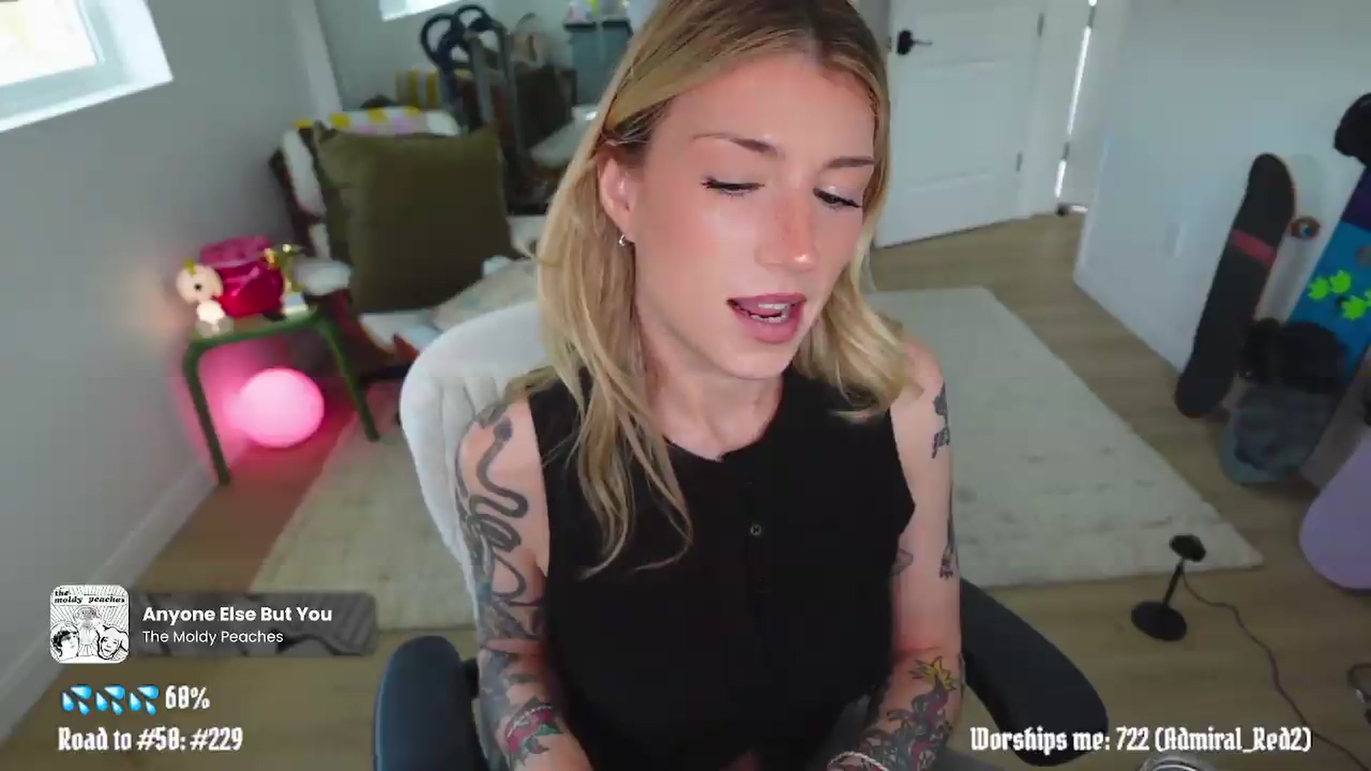 Gallery image thumbnail from stoney_fox's myfreecams stream on, 05/04/2026, 21:54 image 6 of 20