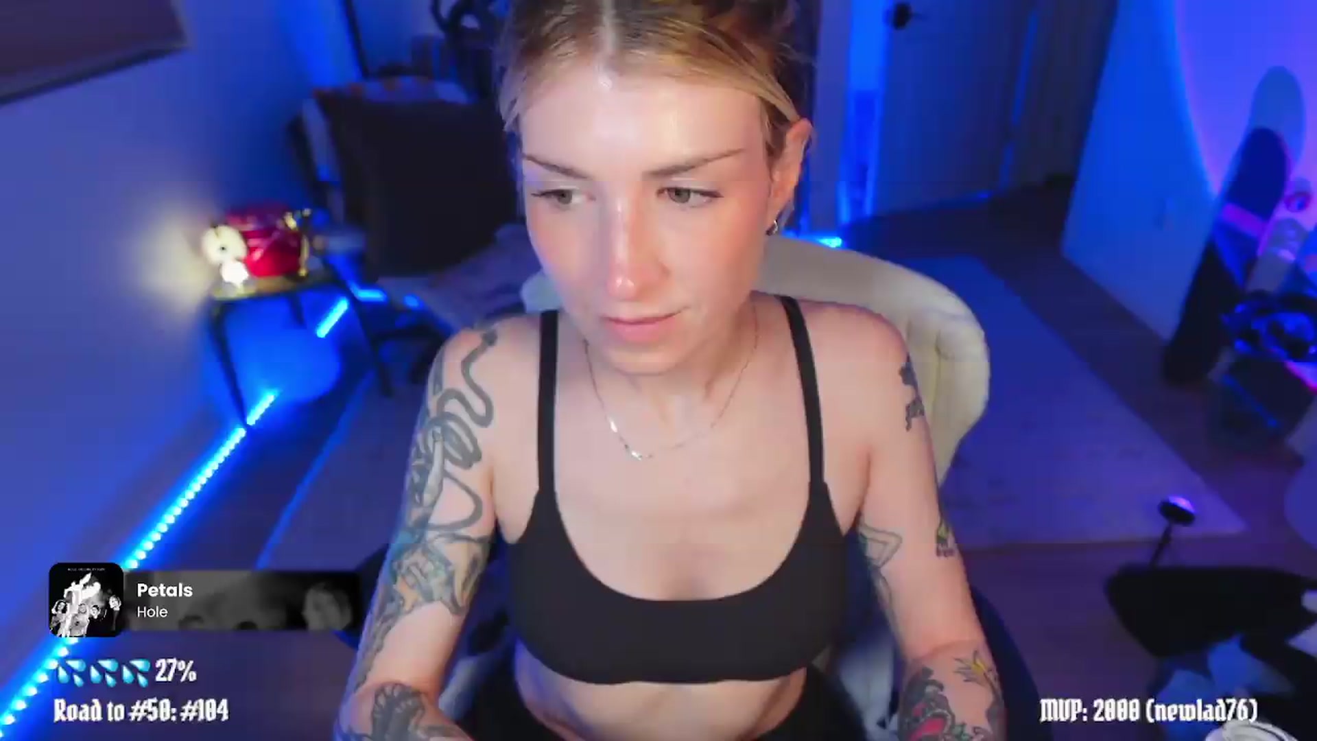 Gallery image thumbnail from stoney_fox's myfreecams stream on, 05/09/2026, 07:20 image 14 of 20