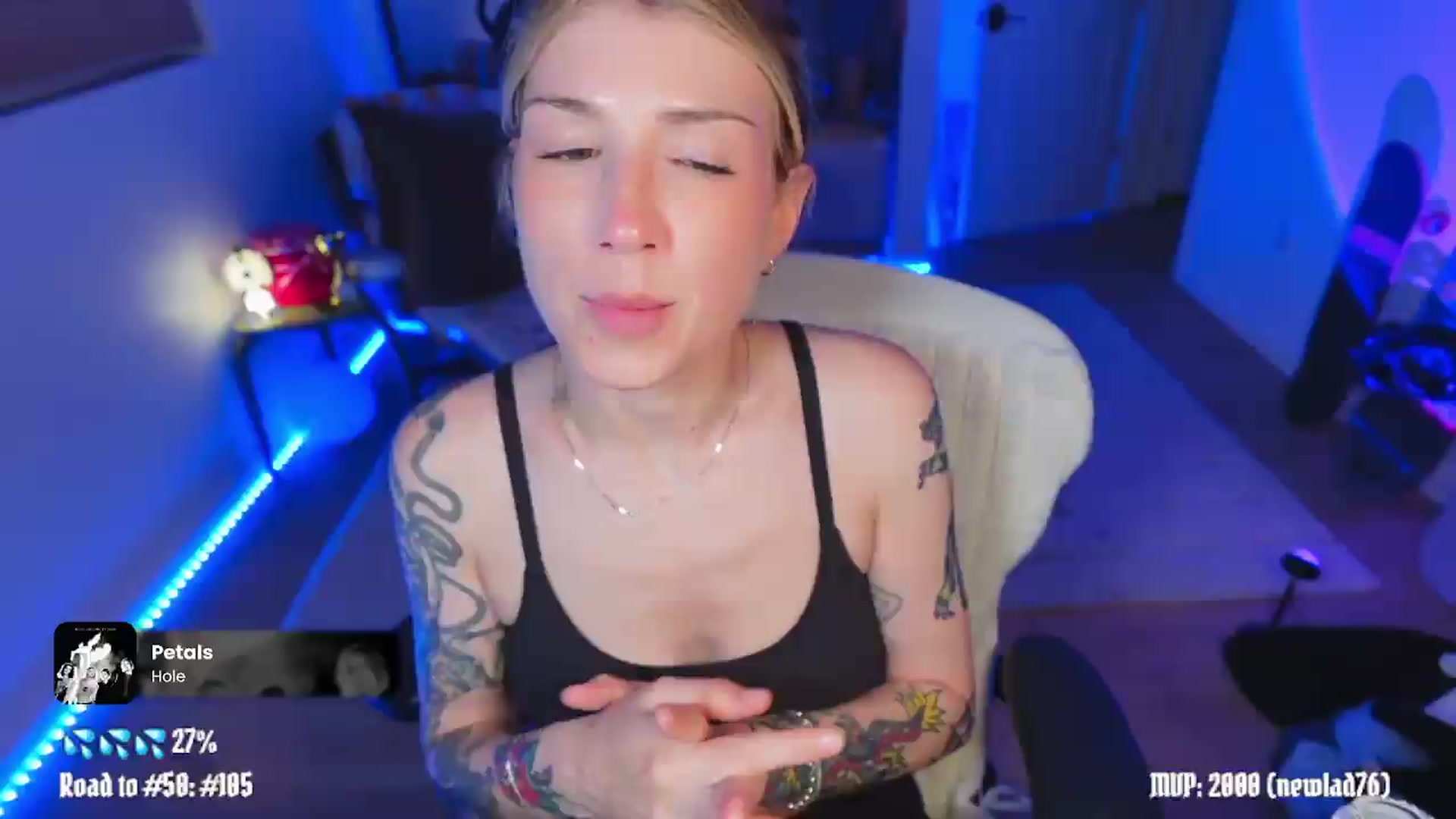 Gallery image thumbnail from stoney_fox's myfreecams stream on, 05/09/2026, 07:20 image 18 of 20