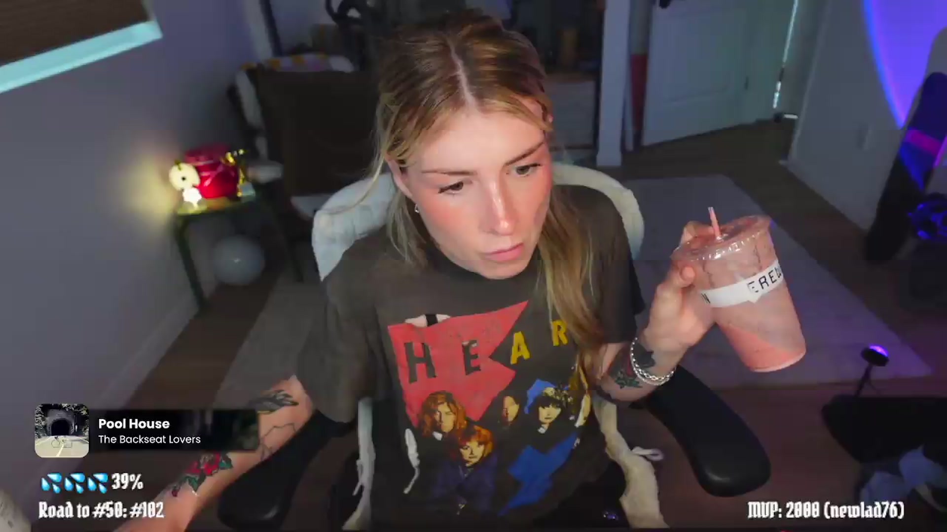 Gallery image thumbnail from stoney_fox's myfreecams stream on, 05/10/2026, 03:59 image 1 of 20