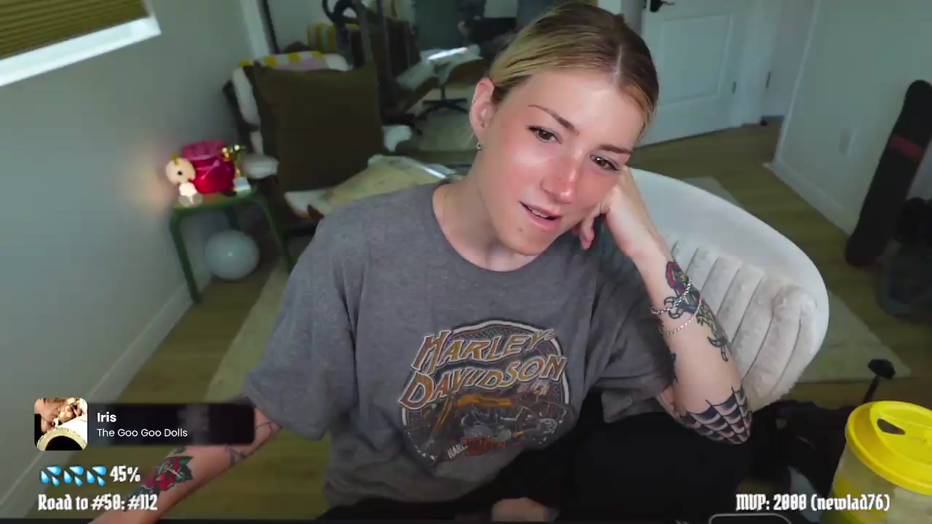 Gallery image thumbnail from stoney_fox's myfreecams stream on, 05/10/2026, 20:50 image 2 of 20