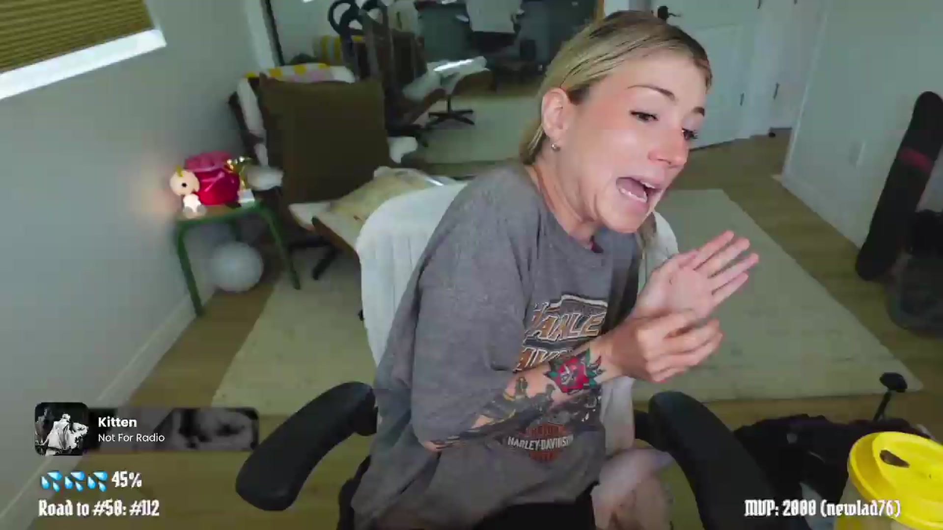 Gallery image thumbnail from stoney_fox's myfreecams stream on, 05/10/2026, 20:50 image 10 of 20