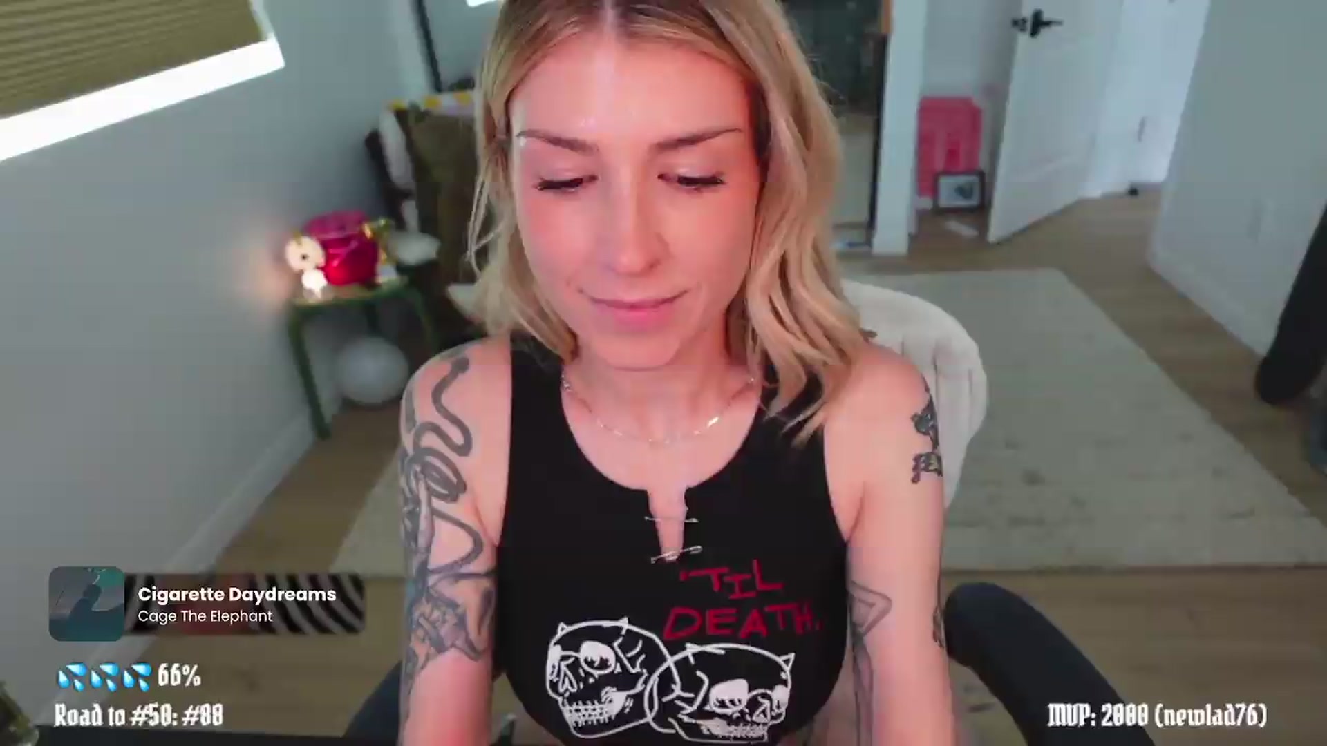 Gallery image thumbnail from stoney_fox's myfreecams stream on, 05/11/2026, 23:54 image 9 of 20