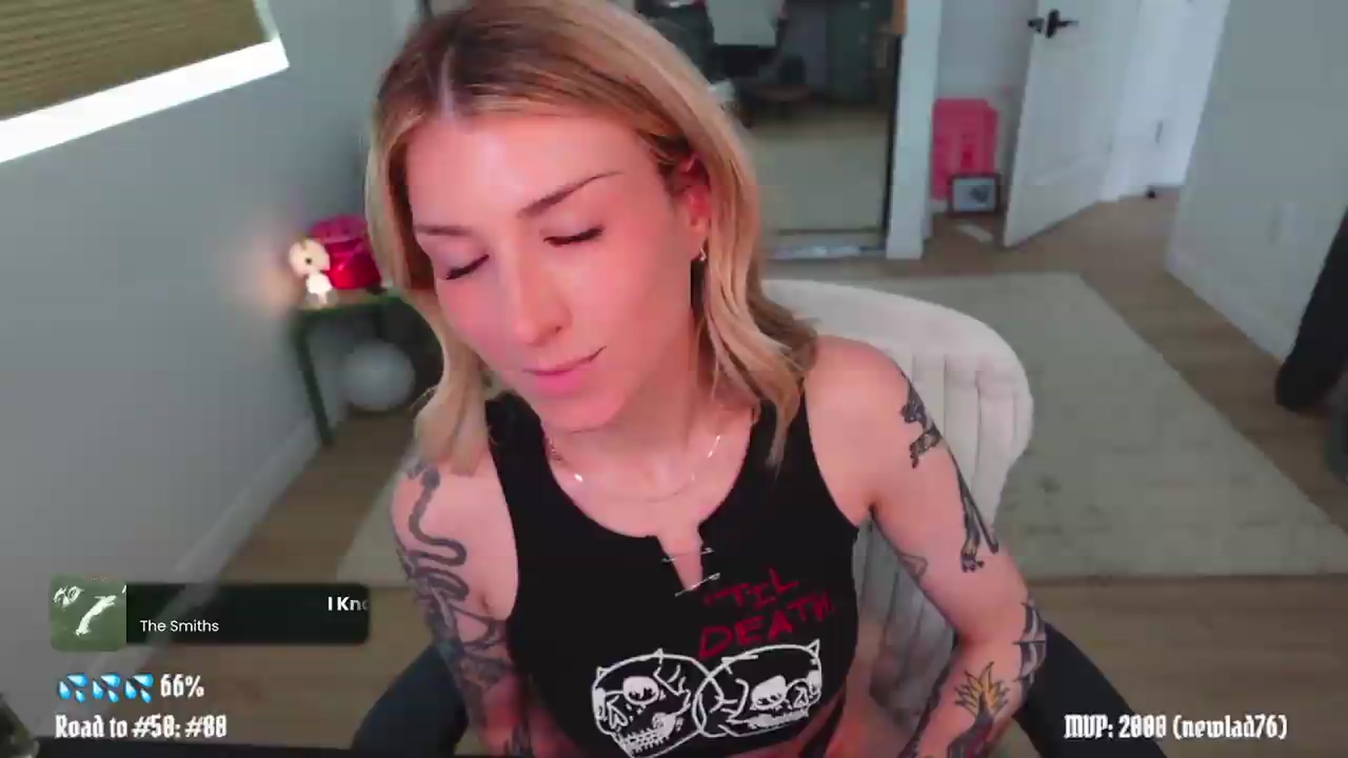 Gallery image thumbnail from stoney_fox's myfreecams stream on, 05/11/2026, 23:54 image 8 of 20
