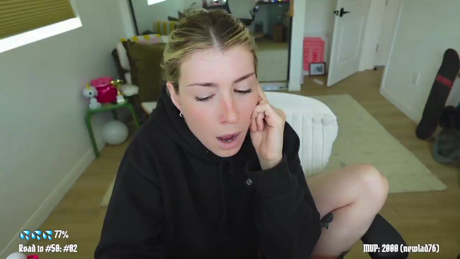 Gallery image thumbnail from stoney_fox's myfreecams stream on, 05/13/2026, 24:03 image 11 of 20