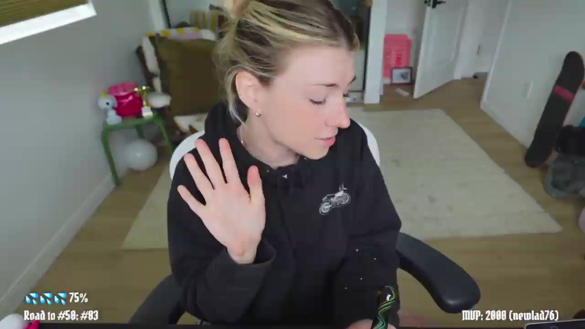 Gallery image thumbnail from stoney_fox's myfreecams stream on, 05/13/2026, 24:03 image 5 of 20