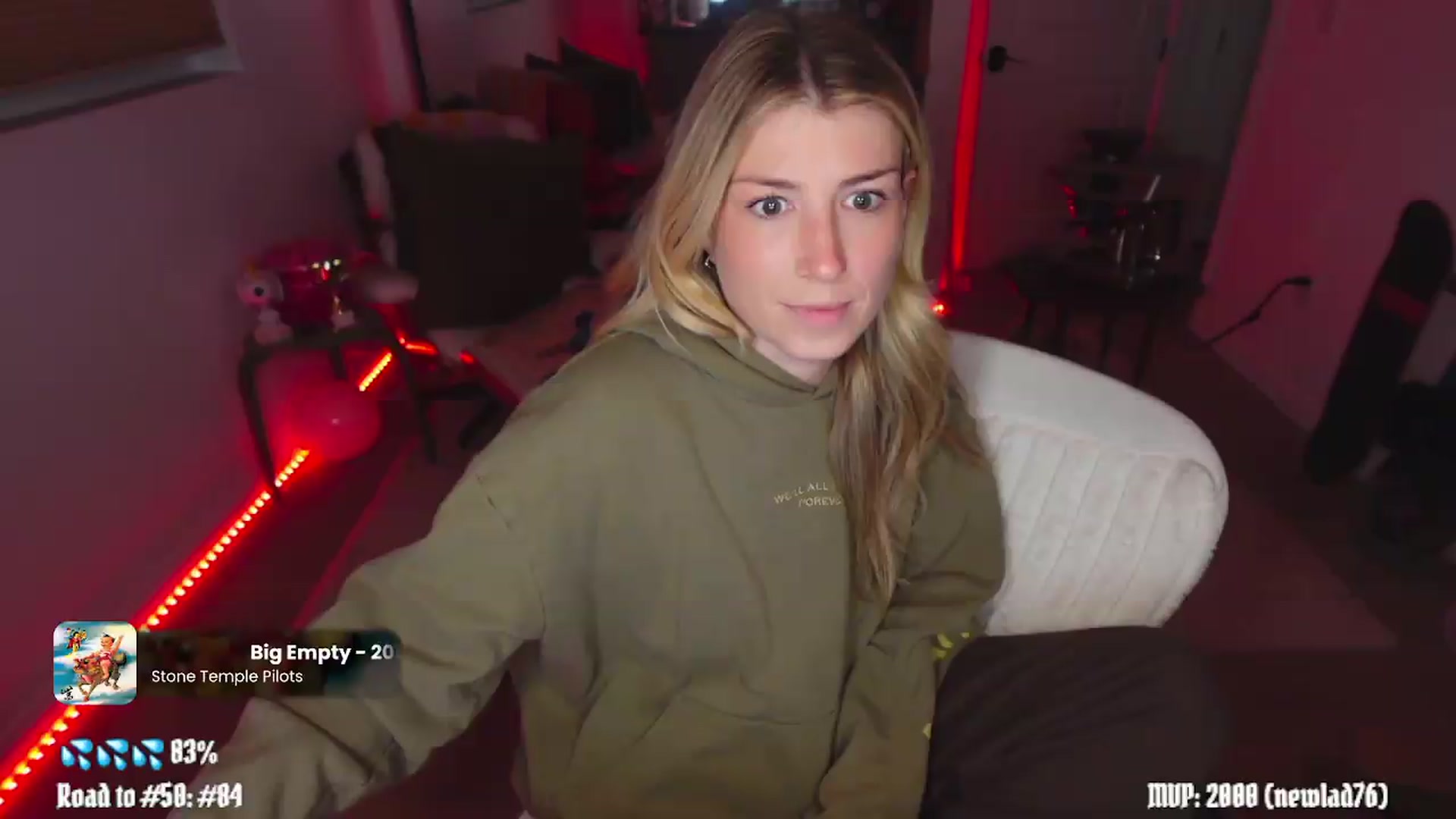 Gallery image thumbnail from stoney_fox's myfreecams stream on, 05/13/2026, 07:14 image 19 of 20