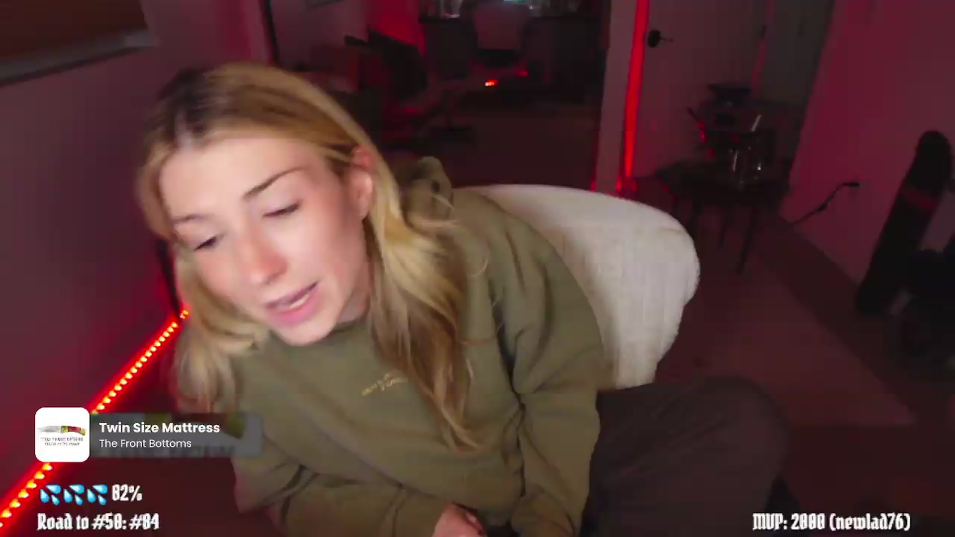 Gallery image thumbnail from stoney_fox's myfreecams stream on, 05/13/2026, 07:14 image 9 of 20