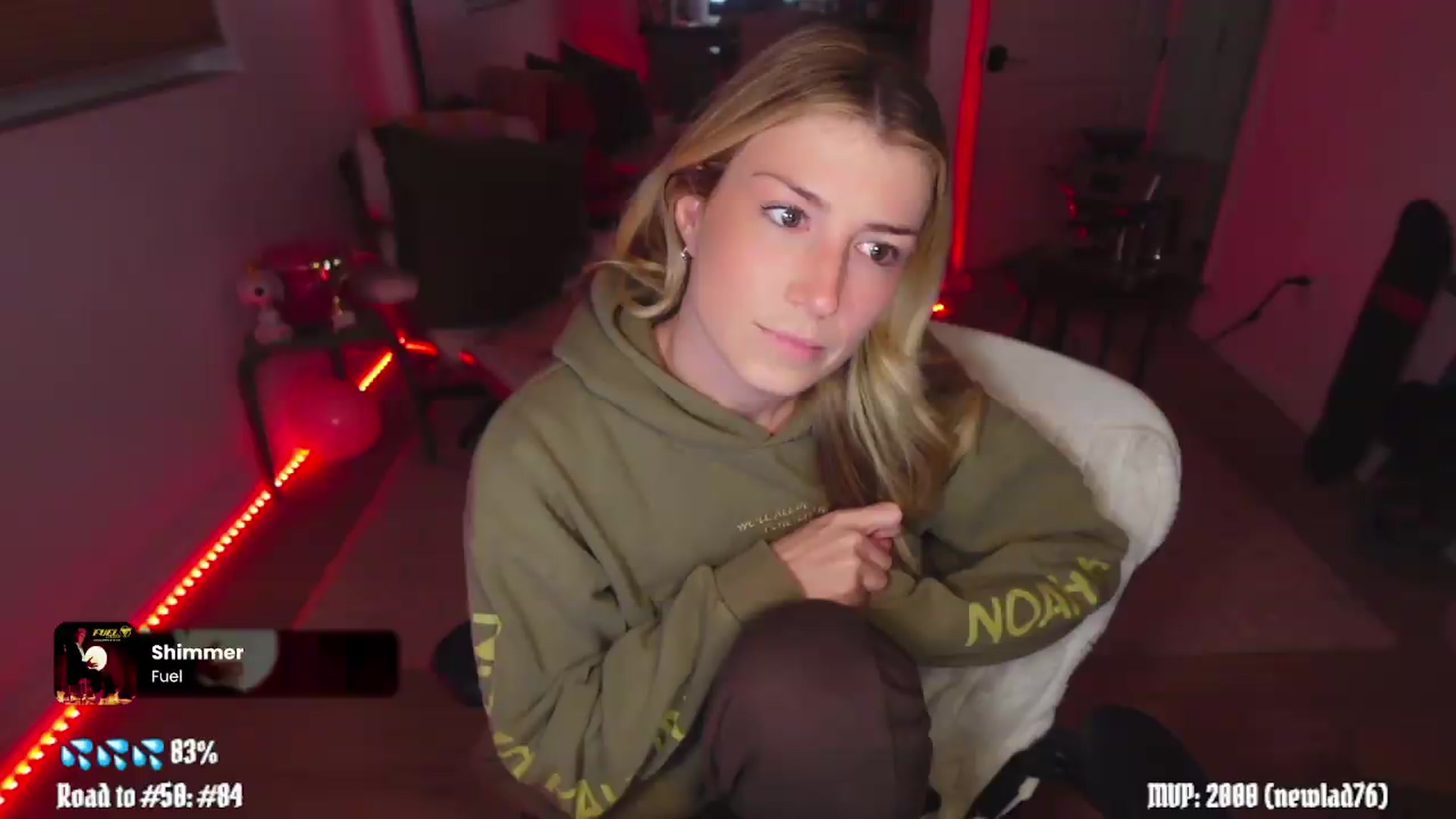 Gallery image thumbnail from stoney_fox's myfreecams stream on, 05/13/2026, 07:14 image 17 of 20