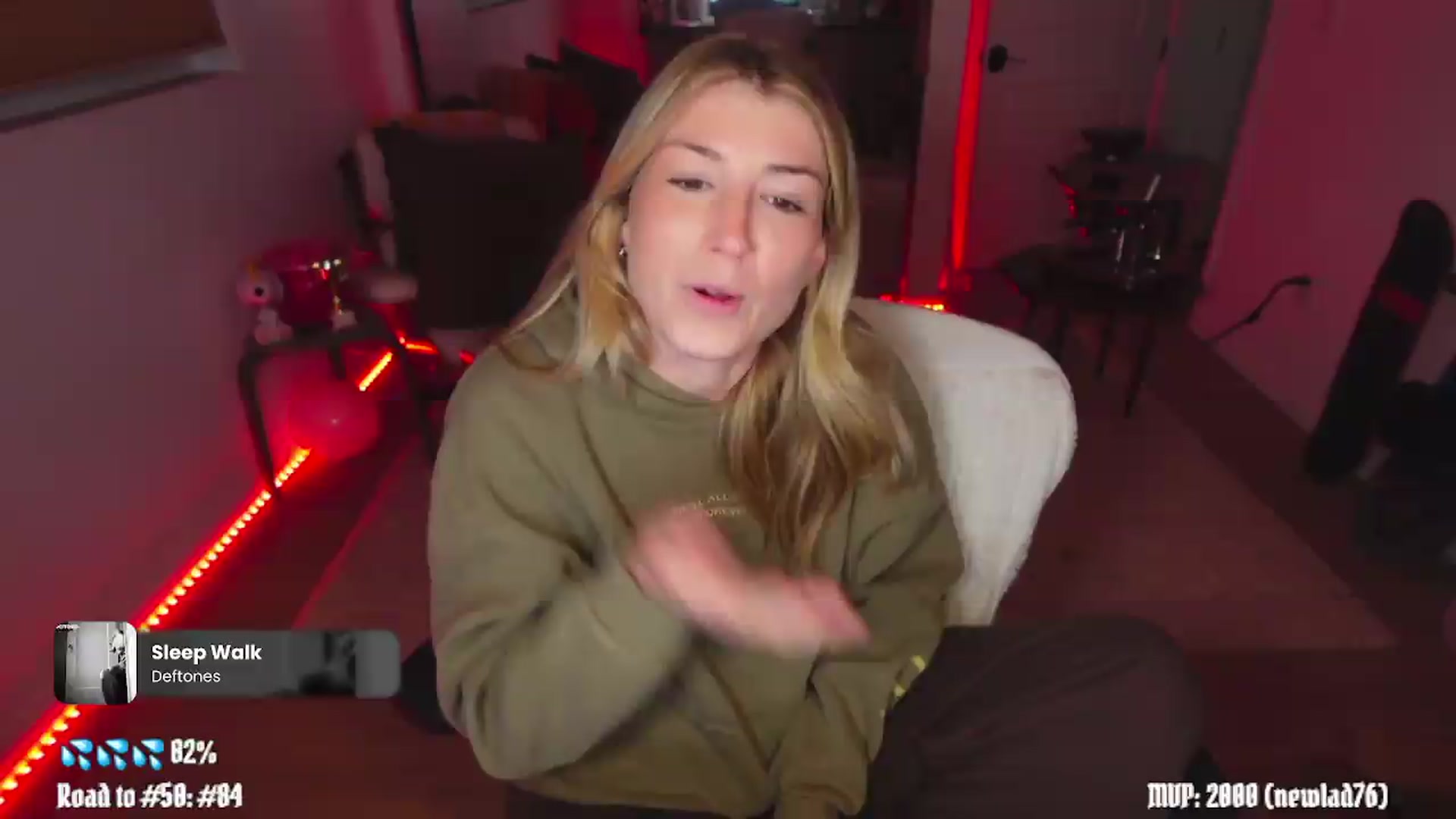 Gallery image thumbnail from stoney_fox's myfreecams stream on, 05/13/2026, 07:14 image 11 of 20