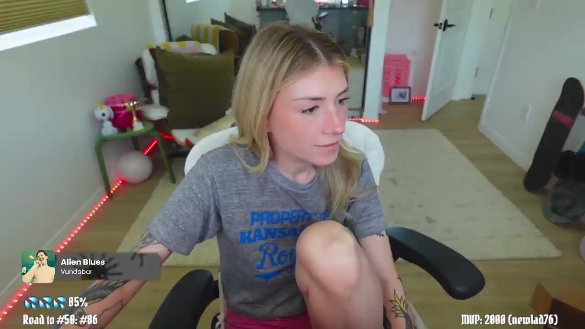 Gallery image thumbnail from stoney_fox's myfreecams stream on, 05/13/2026, 21:42 image 3 of 20