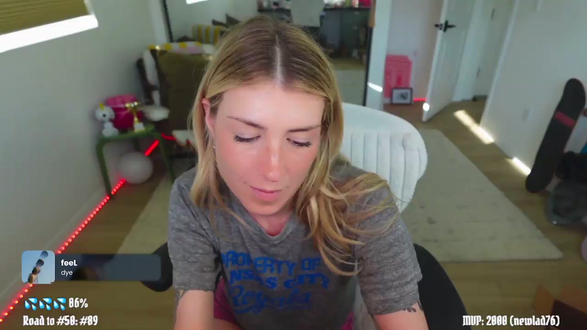 Gallery image thumbnail from stoney_fox's myfreecams stream on, 05/14/2026, 02:29 image 14 of 20