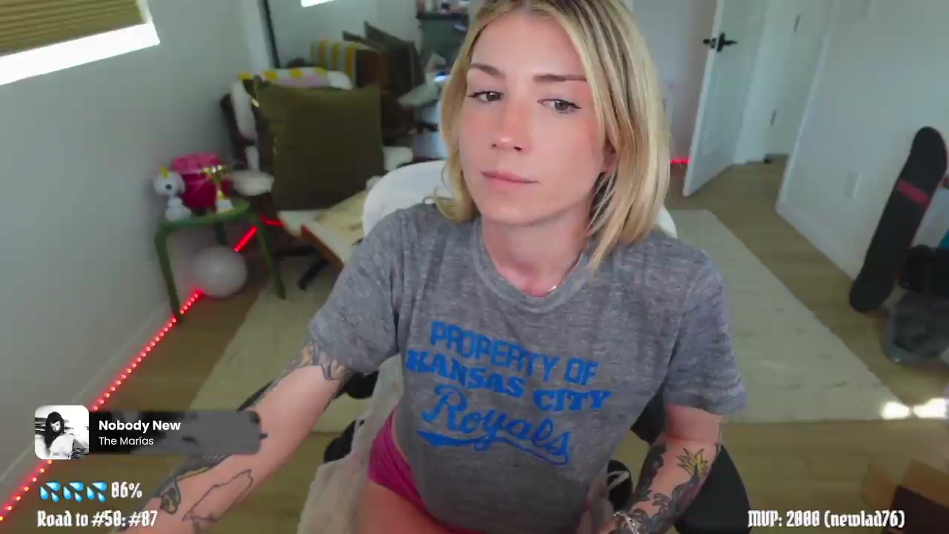Gallery image thumbnail from stoney_fox's myfreecams stream on, 05/14/2026, 02:29 image 6 of 20