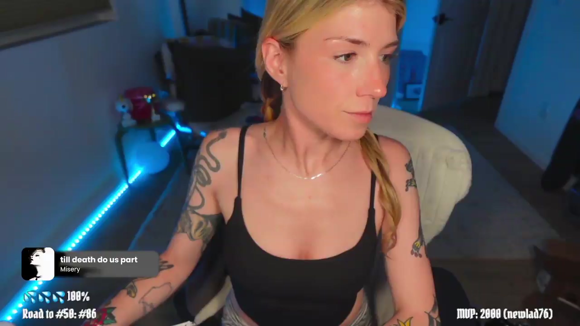 Gallery image thumbnail from stoney_fox's myfreecams stream on, 05/15/2026, 06:33 image 19 of 20