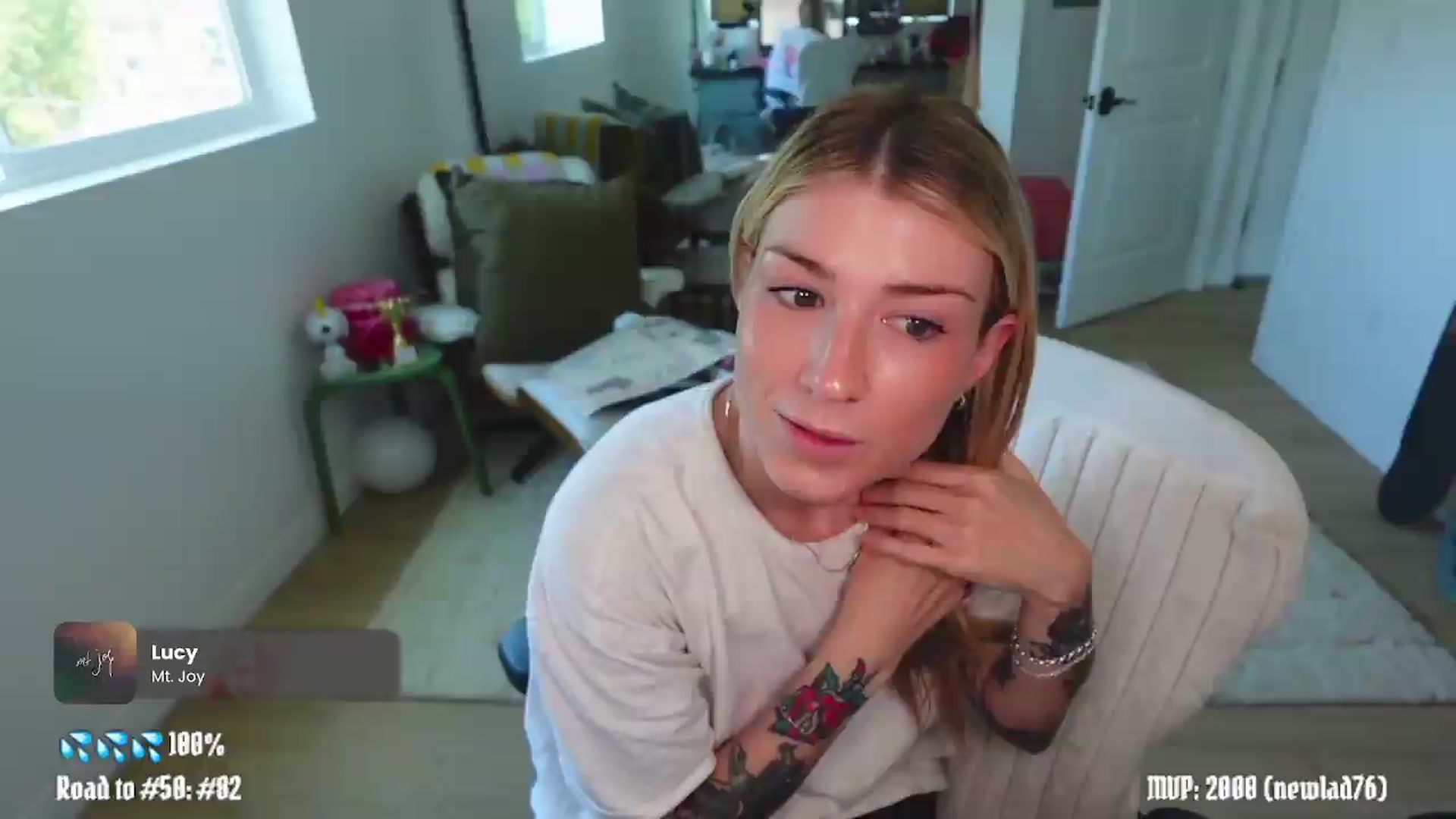 Gallery image thumbnail from stoney_fox's myfreecams stream on, 05/16/2026, 18:45 image 11 of 20