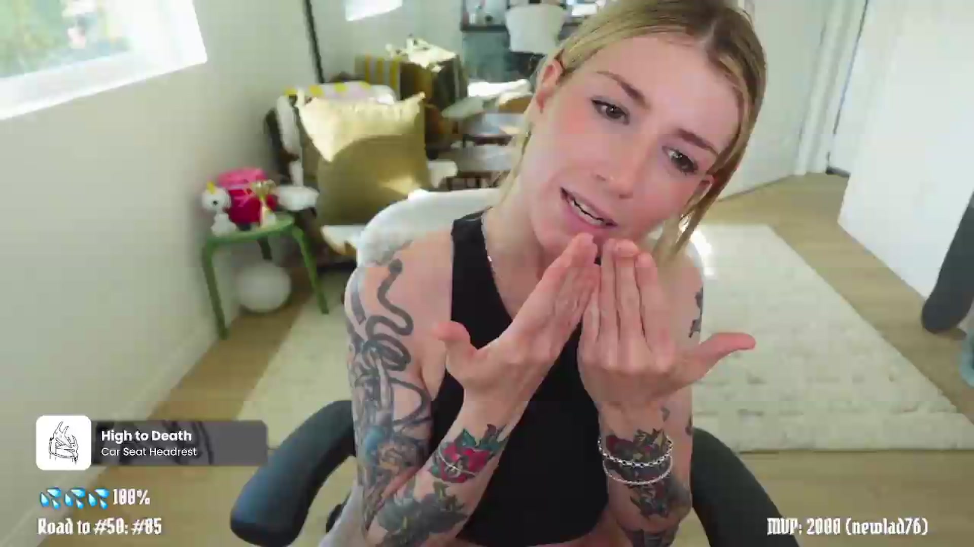 Gallery image thumbnail from stoney_fox's myfreecams stream on, 05/17/2026, 24:42 image 14 of 20