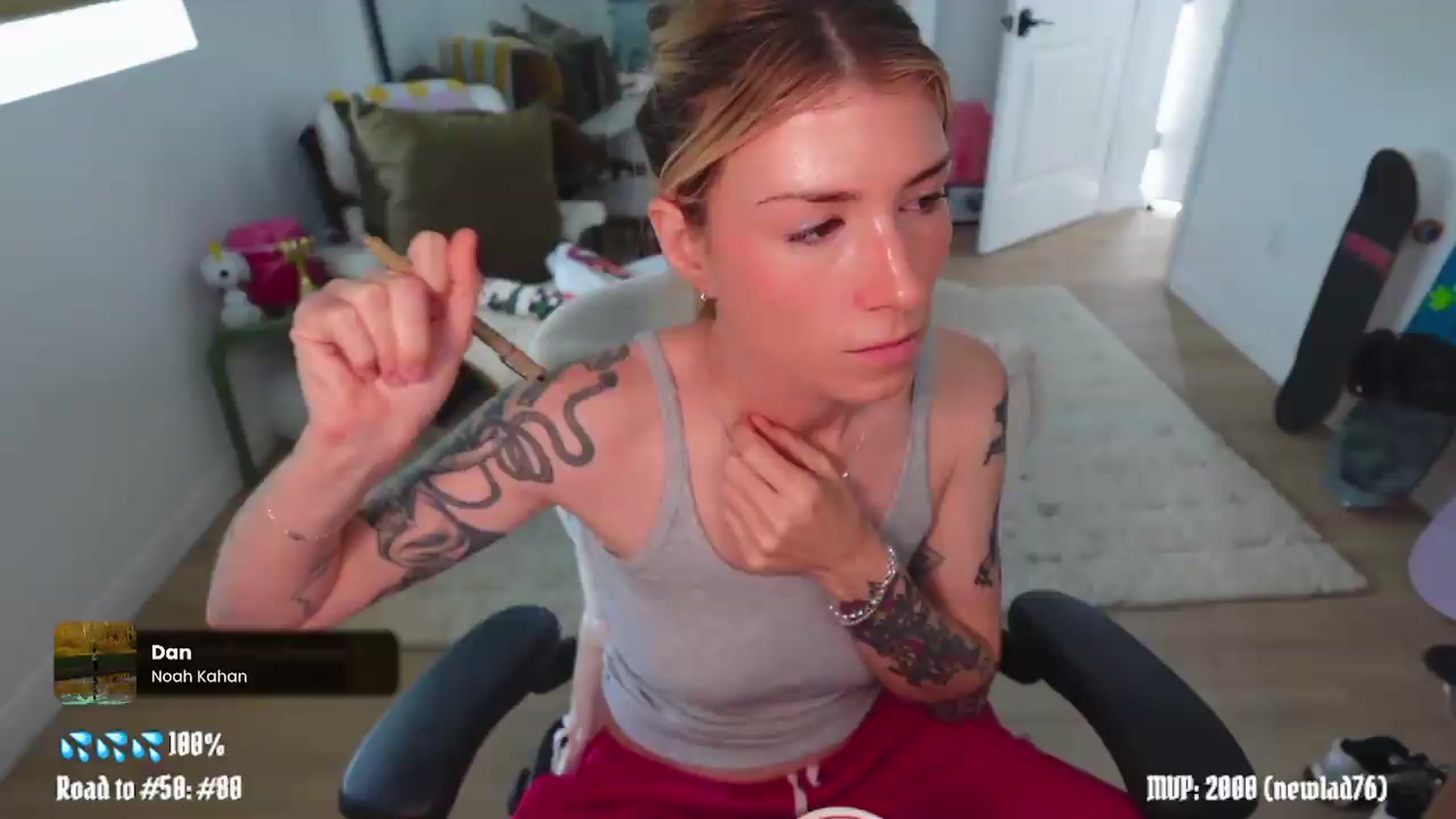 Gallery image thumbnail from stoney_fox's myfreecams stream on, 05/17/2026, 18:29 image 11 of 20