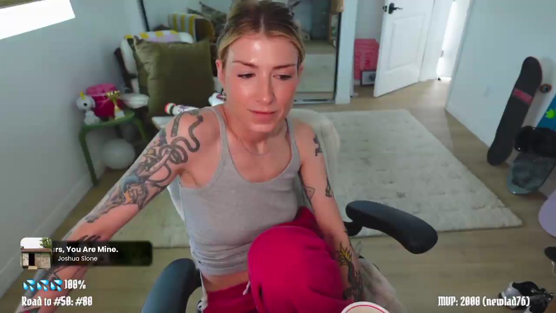 Gallery image thumbnail from stoney_fox's myfreecams stream on, 05/17/2026, 18:29 image 14 of 20