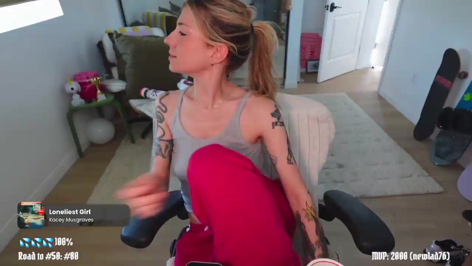 Gallery image thumbnail from stoney_fox's myfreecams stream on, 05/17/2026, 18:29 image 20 of 20