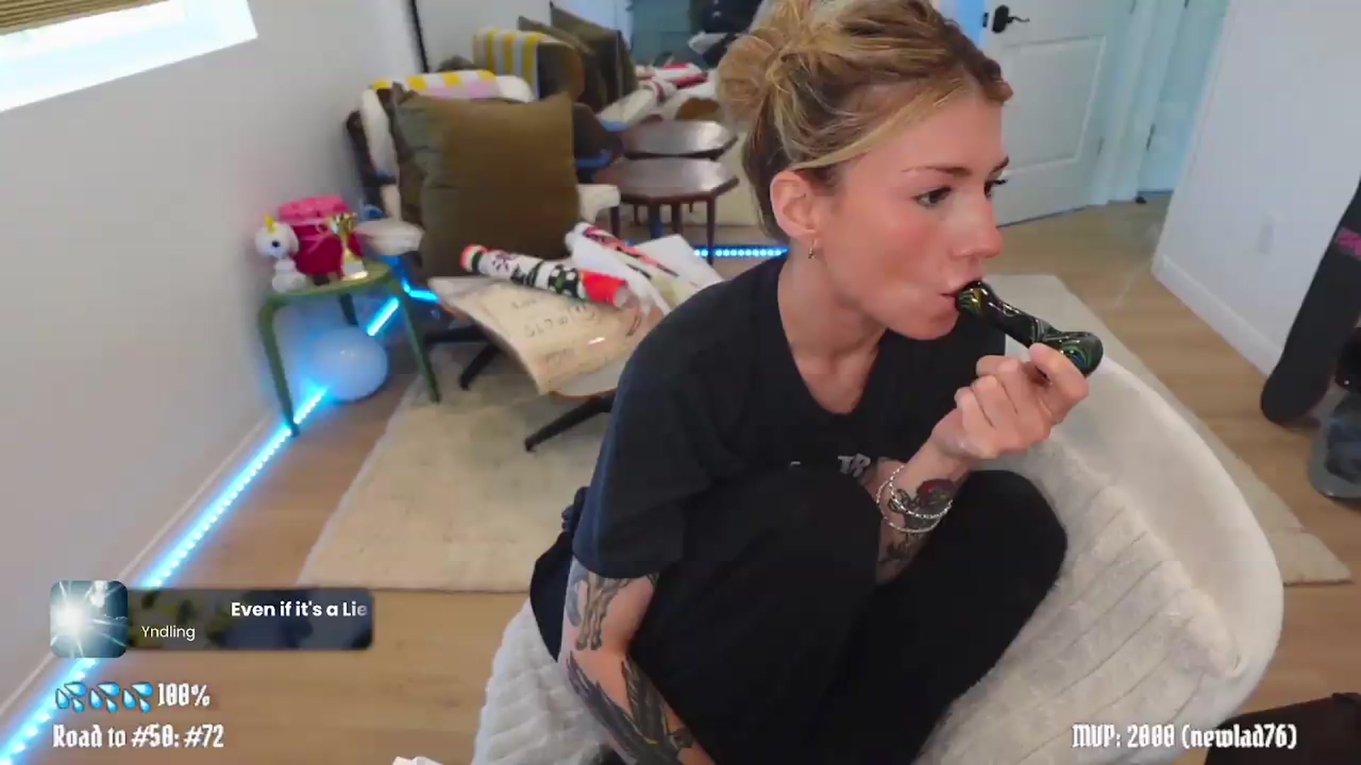 Gallery image thumbnail from stoney_fox's myfreecams stream on, 05/18/2026, 19:02 image 6 of 20