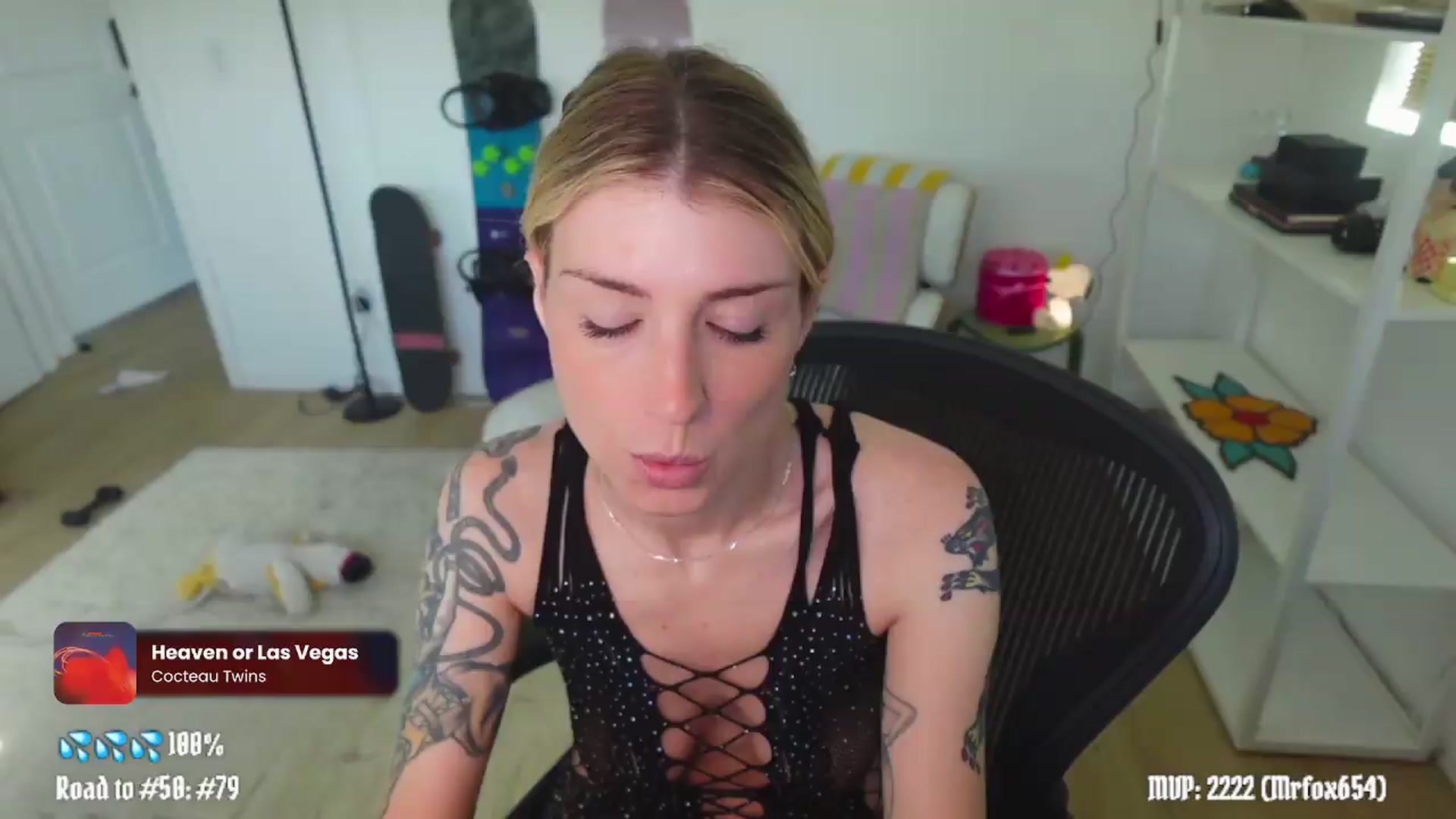 Gallery image thumbnail from stoney_fox's myfreecams stream on, 05/22/2026, 23:52 image 5 of 20