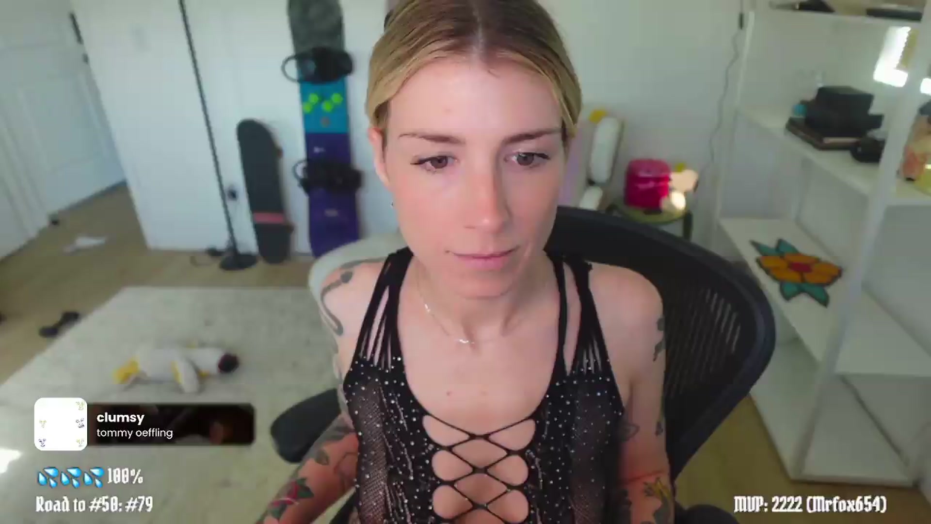 Gallery image thumbnail from stoney_fox's myfreecams stream on, 05/22/2026, 23:52 image 18 of 20
