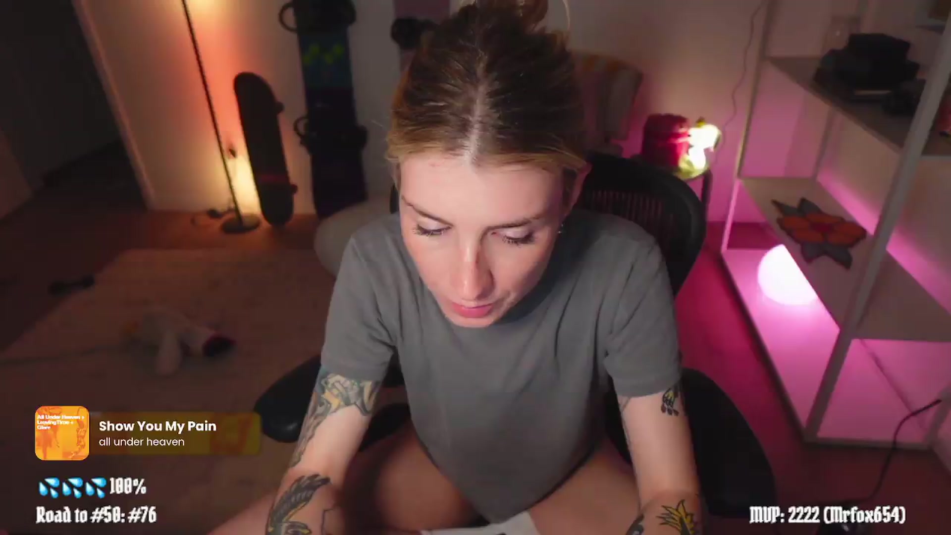 Gallery image thumbnail from stoney_fox's myfreecams stream on, 05/23/2026, 03:32 image 13 of 20
