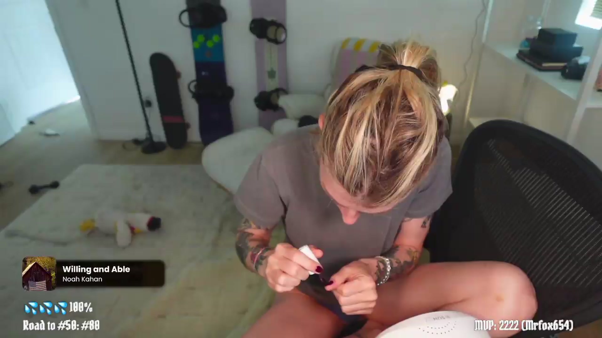 Gallery image thumbnail from stoney_fox's myfreecams stream on, 05/23/2026, 18:43 image 4 of 20