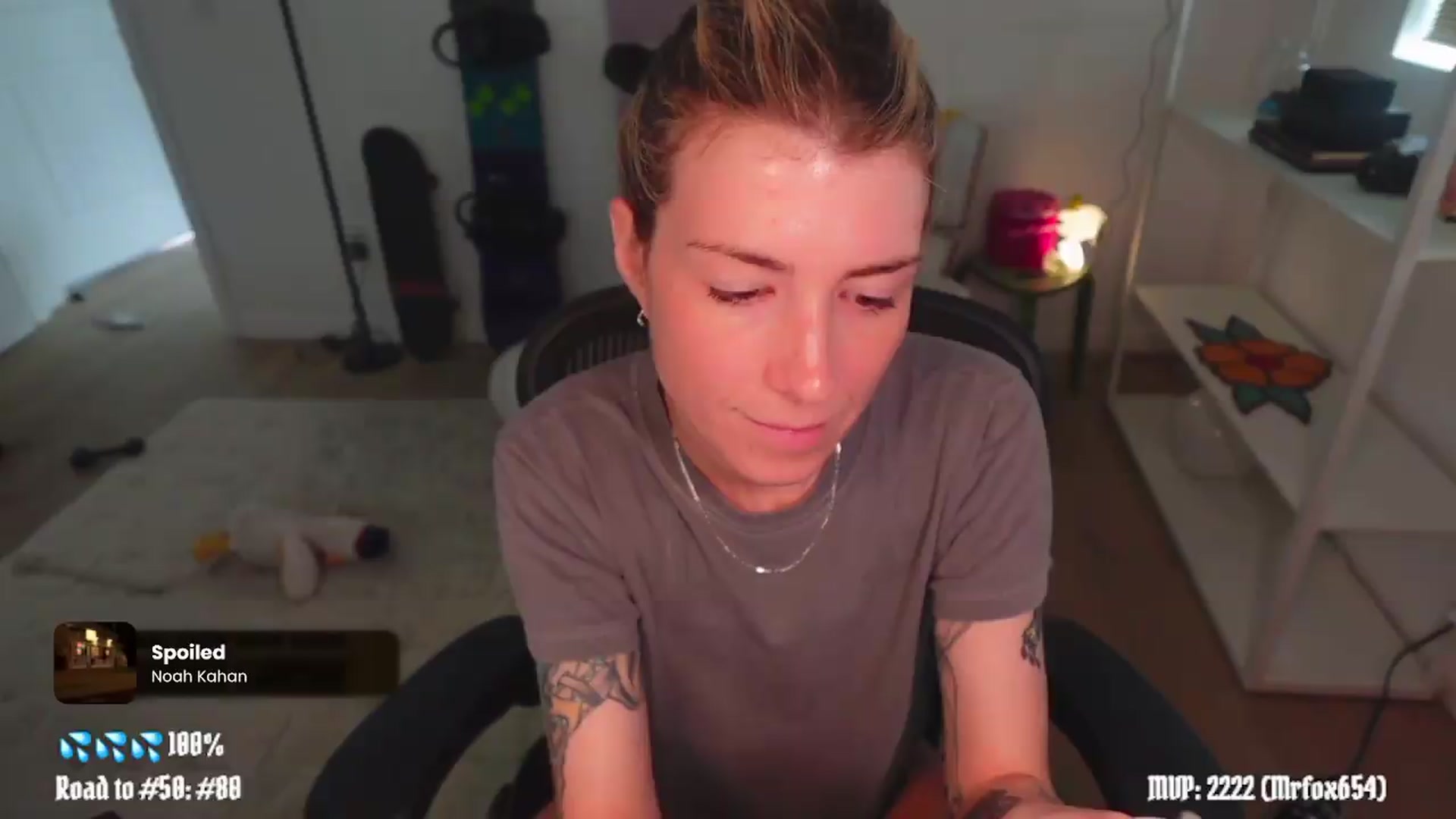 Gallery image thumbnail from stoney_fox's myfreecams stream on, 05/23/2026, 18:43 image 17 of 20