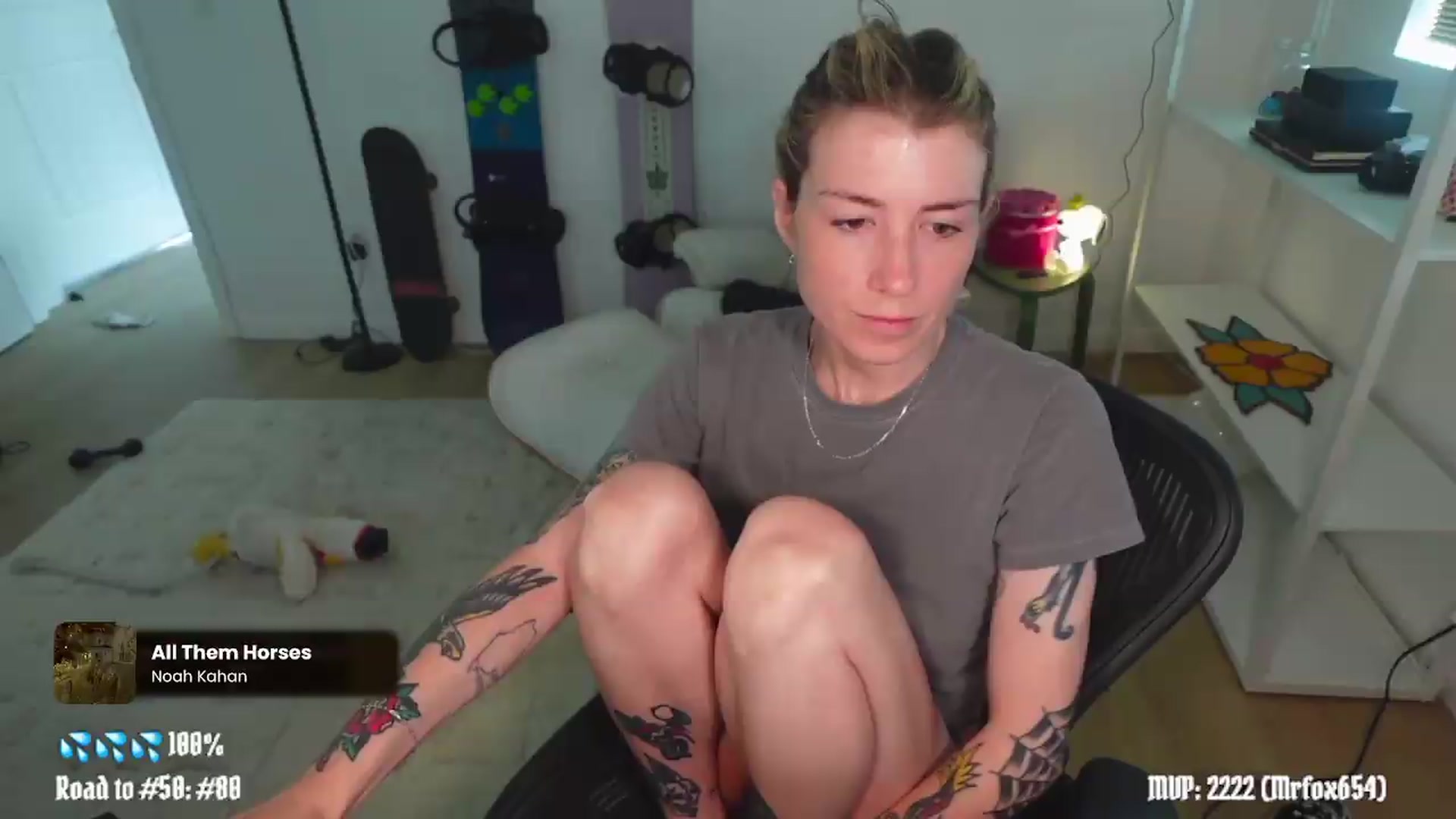 Gallery image thumbnail from stoney_fox's myfreecams stream on, 05/23/2026, 18:43 image 19 of 20