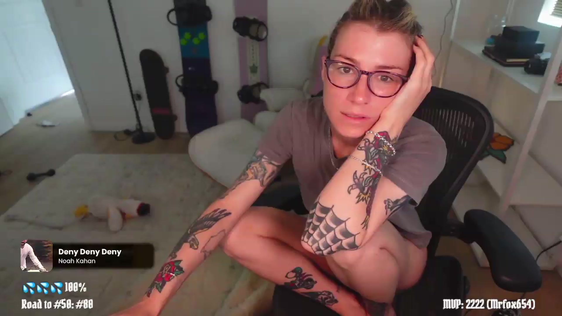 Gallery image thumbnail from stoney_fox's myfreecams stream on, 05/23/2026, 18:43 image 11 of 20