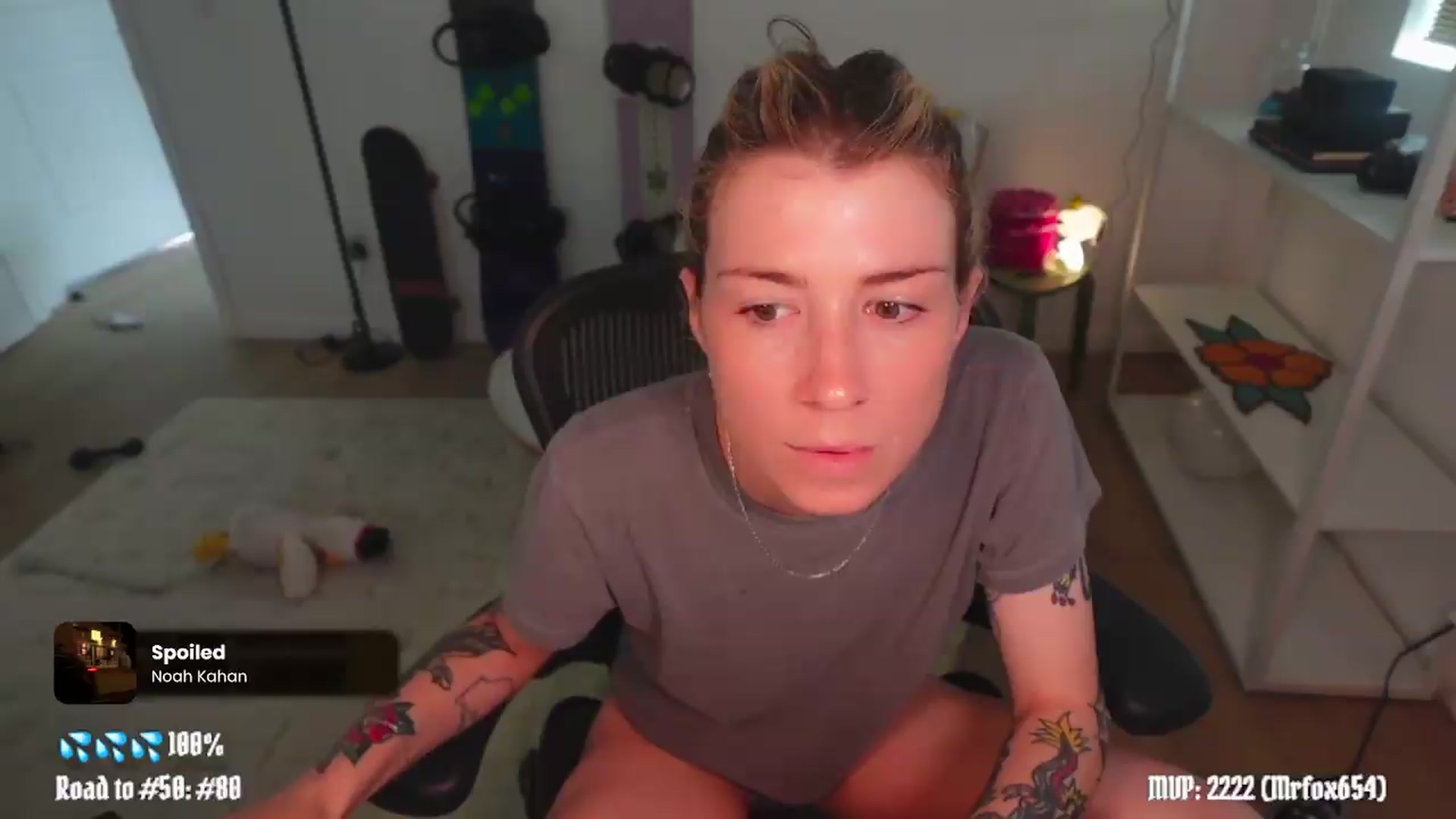Gallery image thumbnail from stoney_fox's myfreecams stream on, 05/23/2026, 18:43 image 15 of 20
