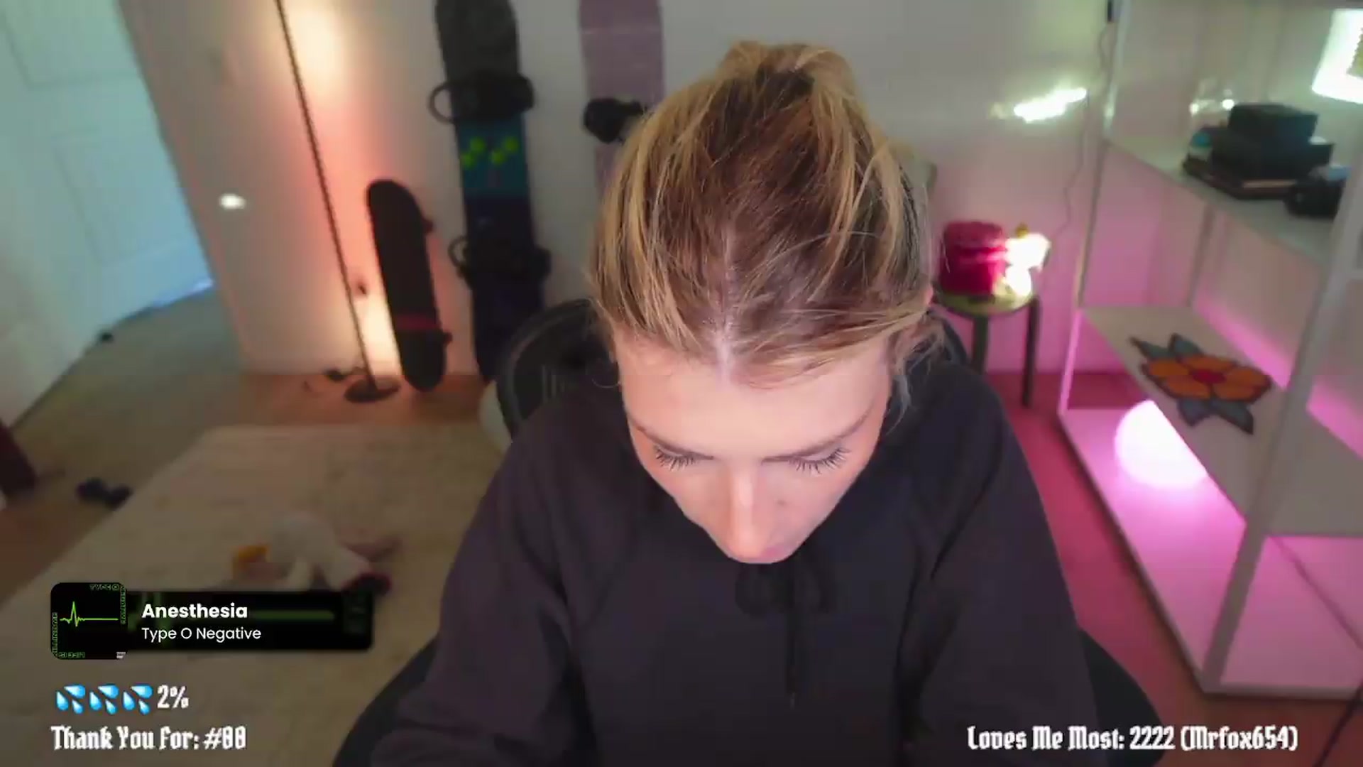 Gallery image thumbnail from stoney_fox's myfreecams stream on, 05/25/2026, 03:19 image 4 of 20