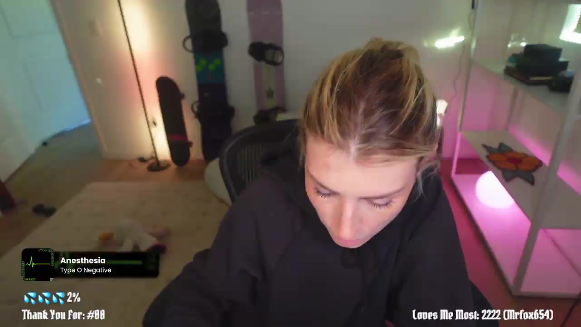 Gallery image thumbnail from stoney_fox's myfreecams stream on, 05/25/2026, 03:19 image 5 of 20