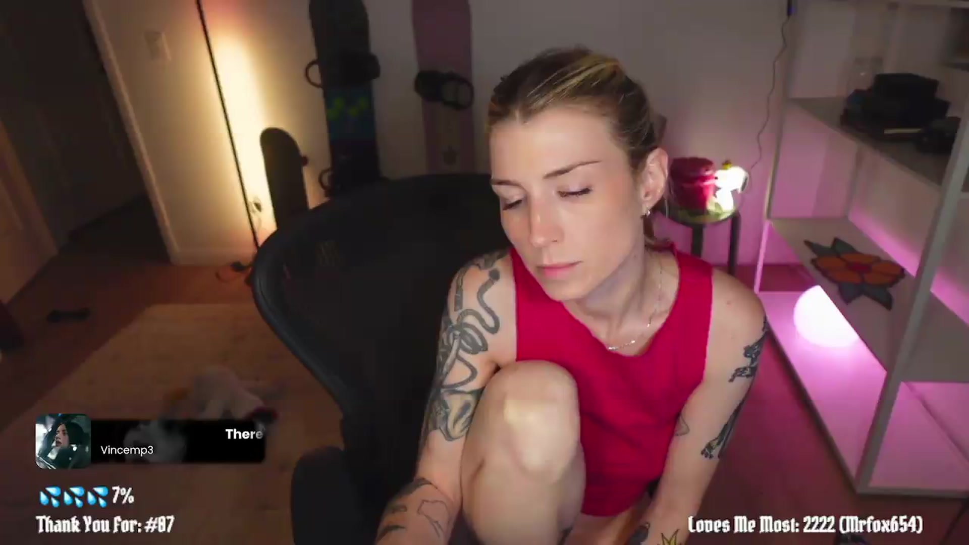 Gallery image thumbnail from stoney_fox's myfreecams stream on, 05/25/2026, 04:54 image 14 of 20