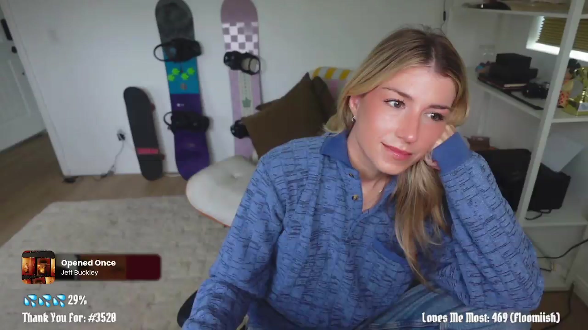 Gallery image thumbnail from stoney_fox's myfreecams stream on, 06/05/2026, 18:02 image 3 of 20