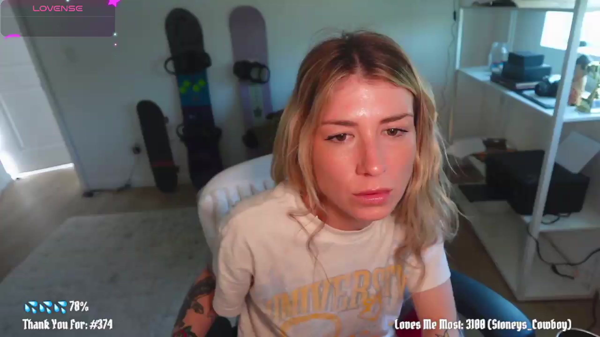 Gallery image thumbnail from stoney_fox's myfreecams stream on, 06/08/2026, 19:24 image 12 of 20
