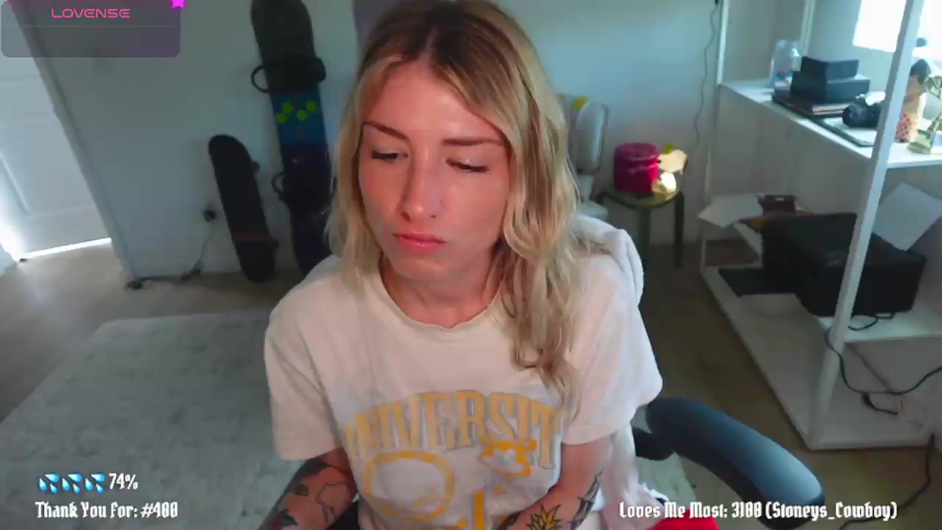 Gallery image thumbnail from stoney_fox's myfreecams stream on, 06/08/2026, 19:24 image 3 of 20